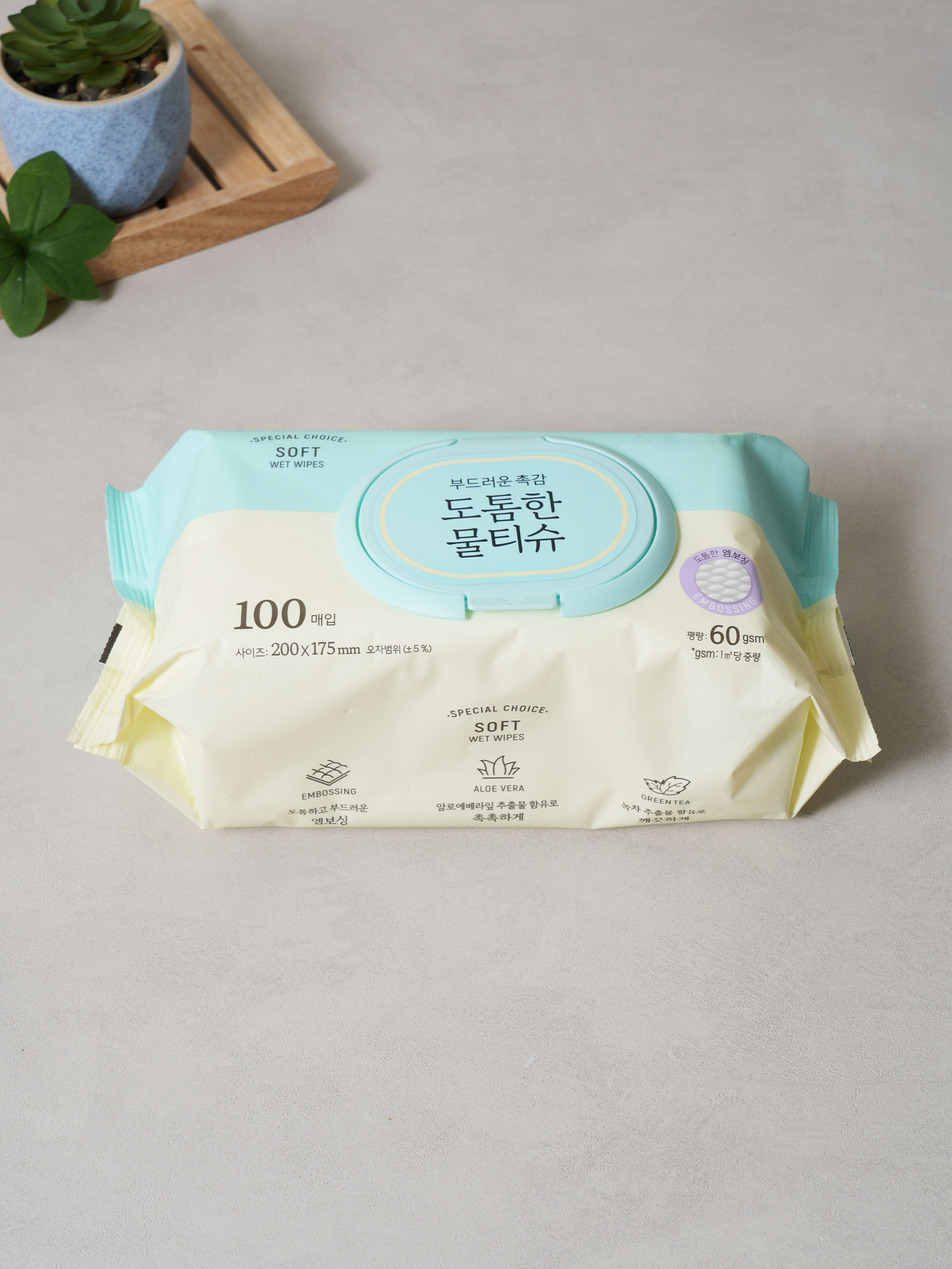 100 thick wet wipes