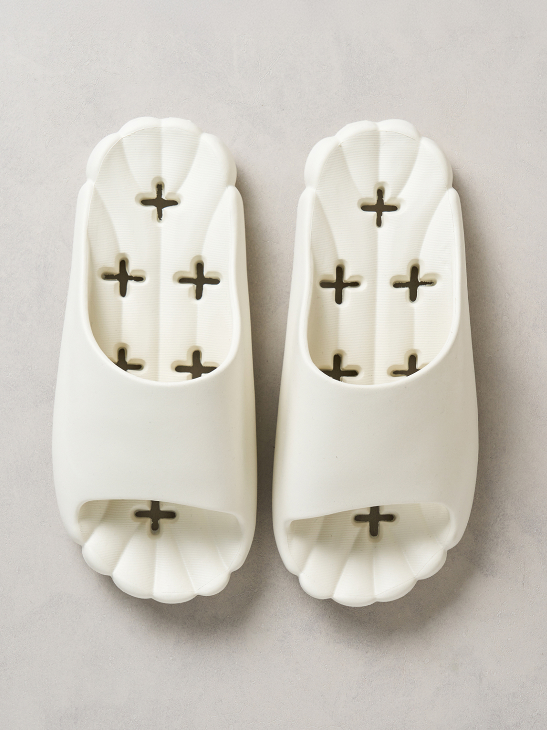 EVA cloud-shaped bathroom shoes 260~280 mm