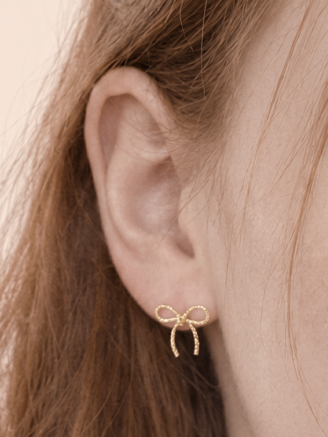 Souille Ribbon Gold Earrings