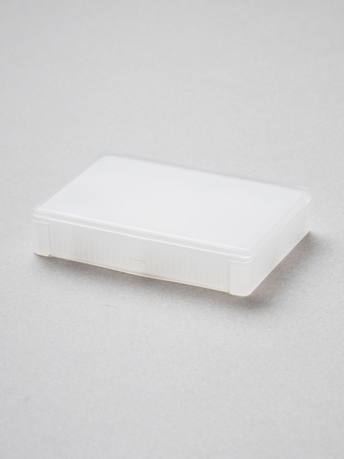 Partition (adjustable) accessory case