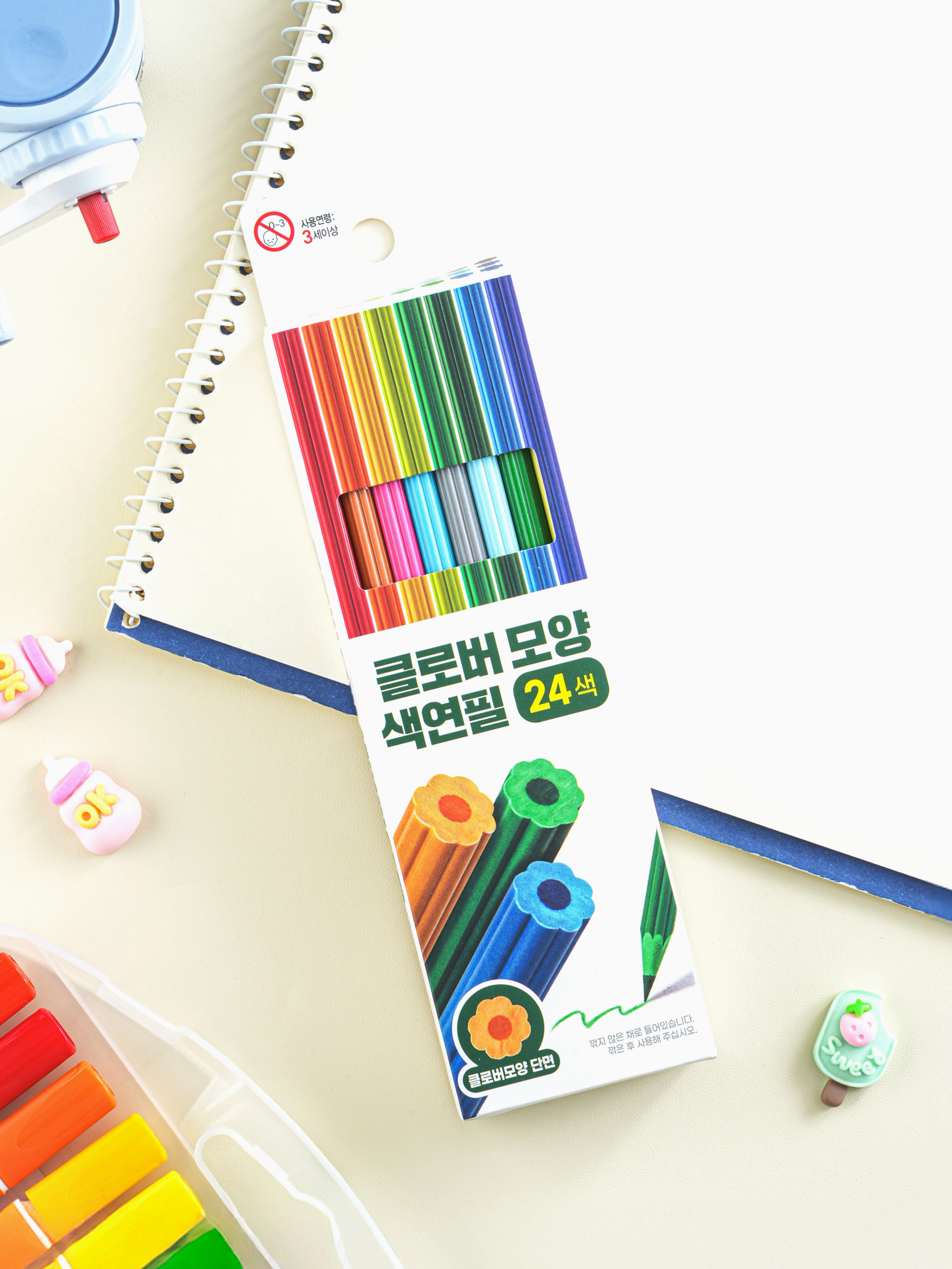 클로버 모양 색연필 24개입