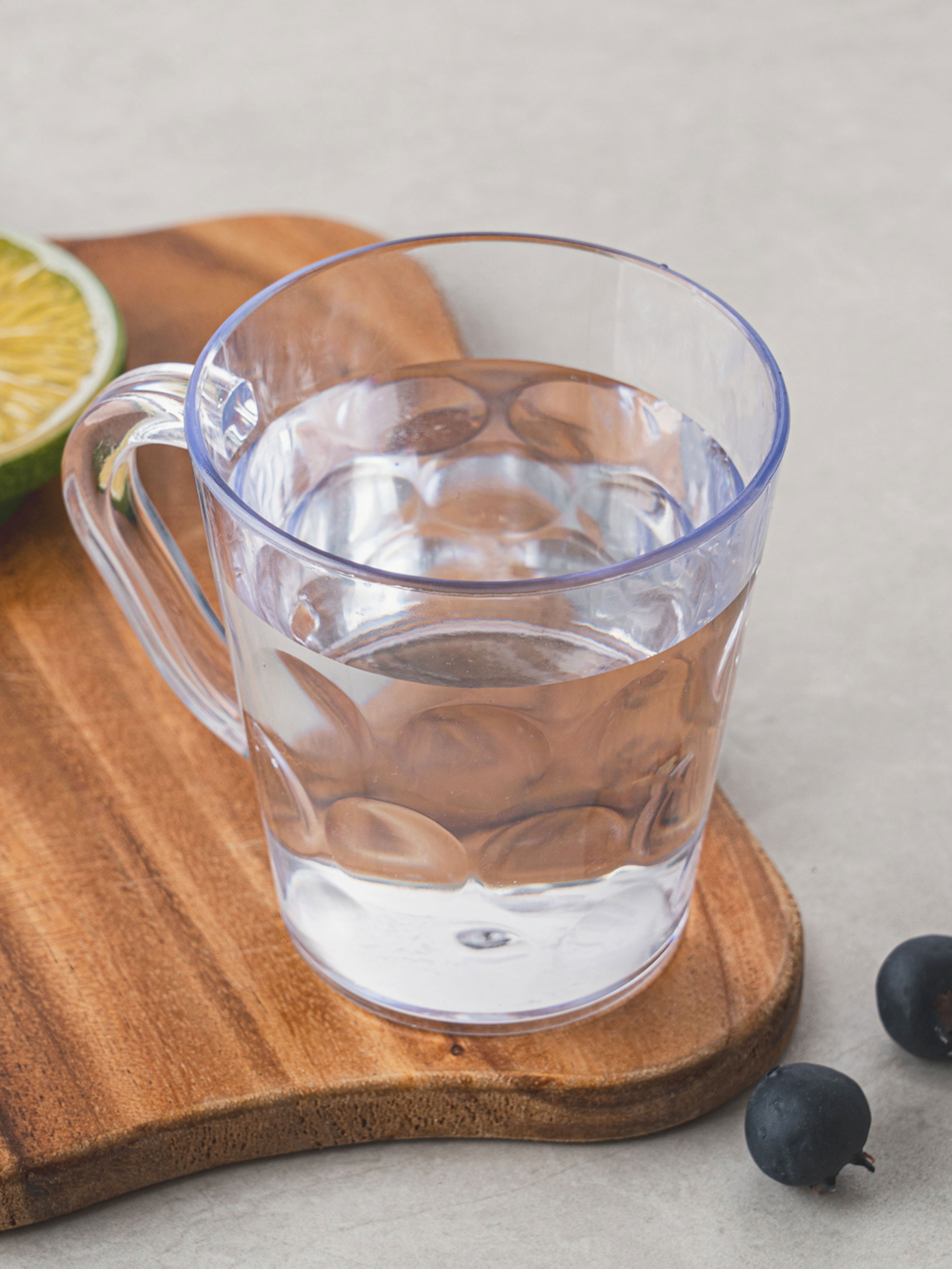 handle dot pattern cup