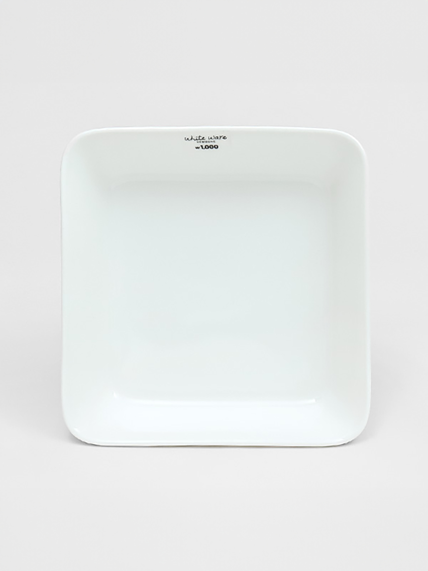 Milk white square cup 13 cm
