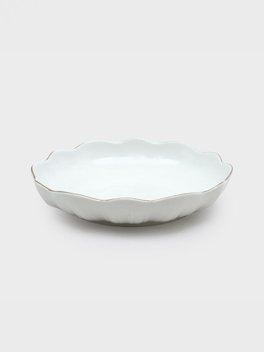 화이트 꽃잎 금장 라인 양각 접시 21 cm