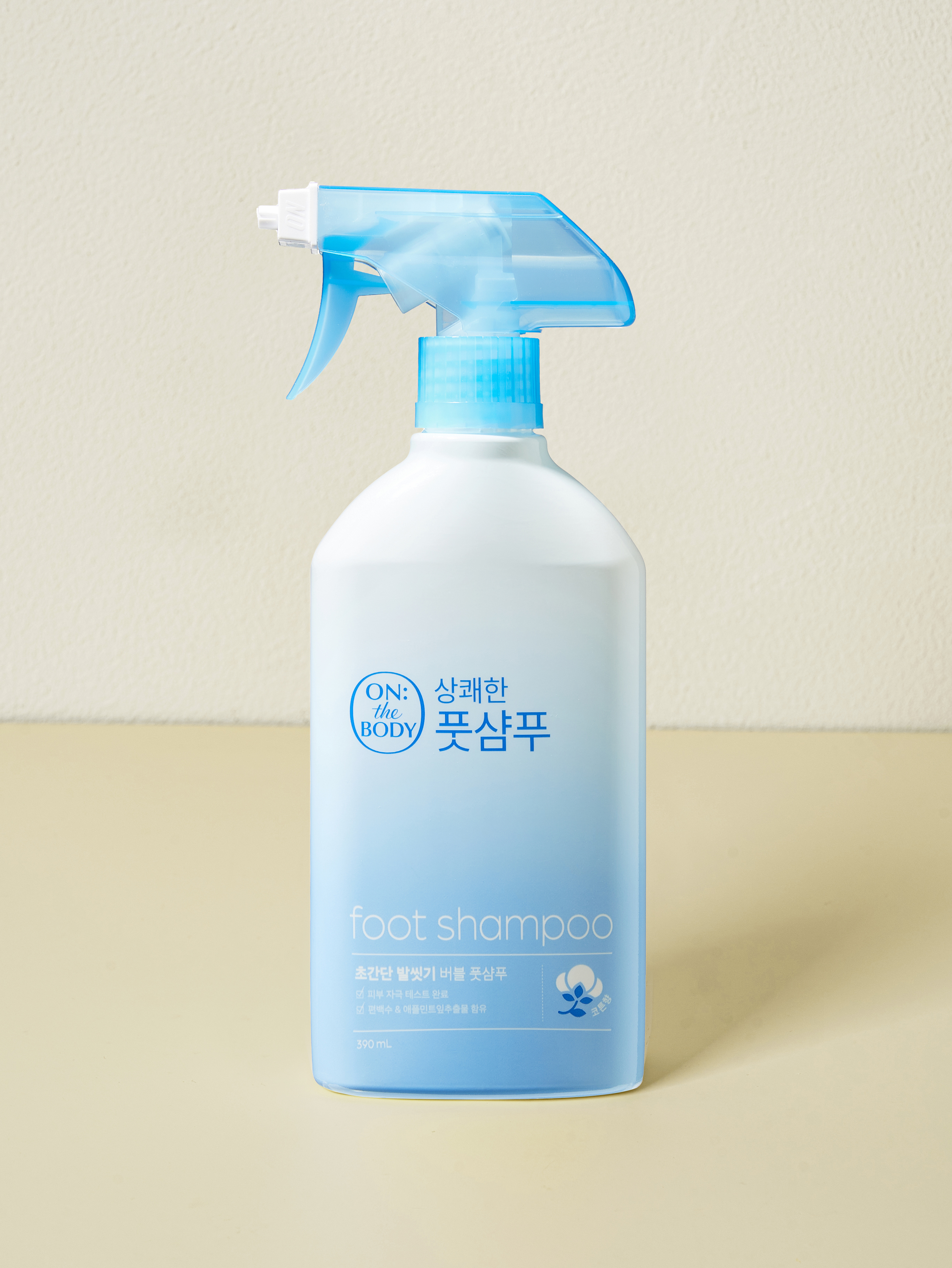 On the Body National Beauty Item Foot Shampoo Cotton Scent 390 ml