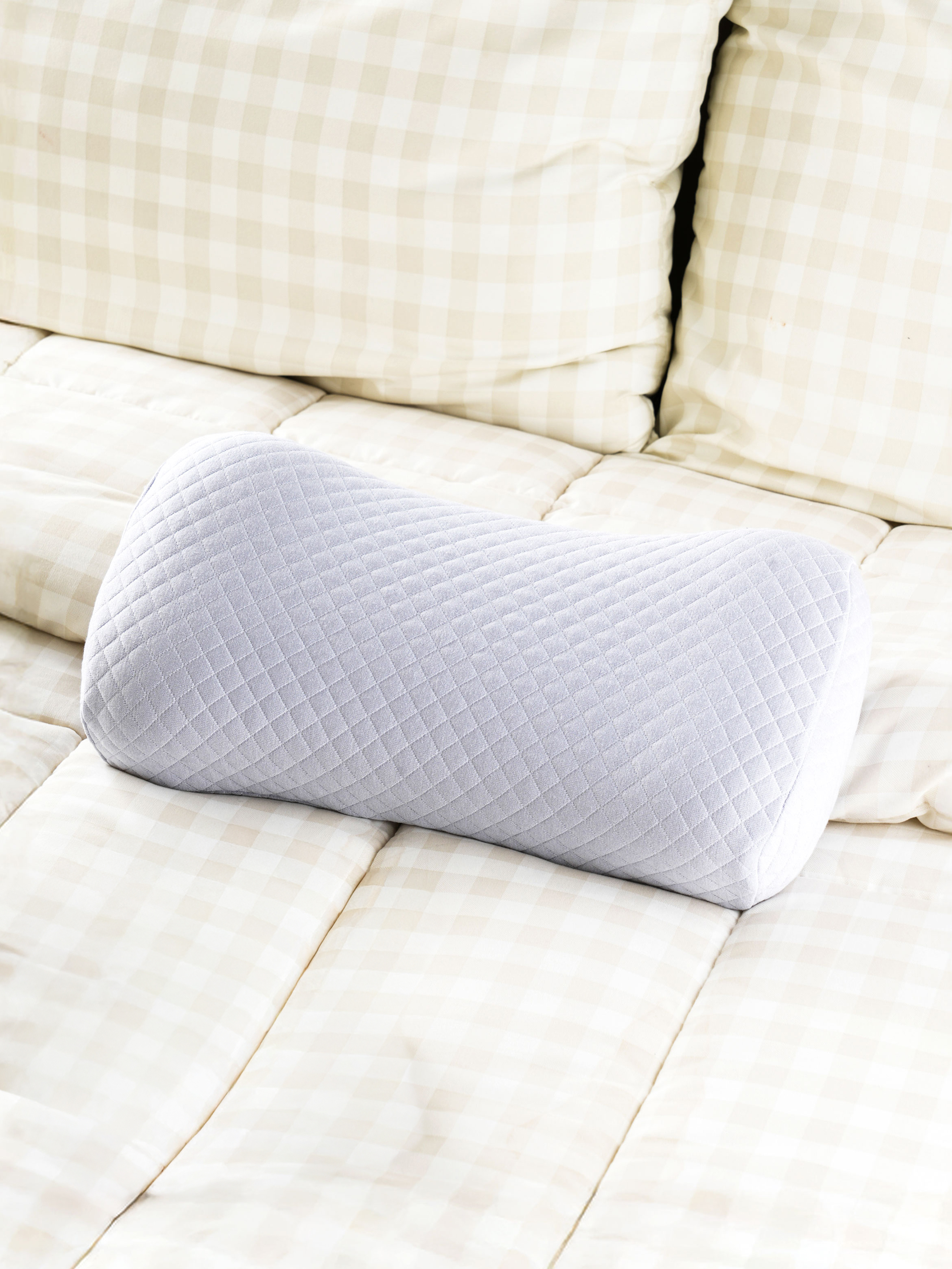 Plaid memory foam pillow