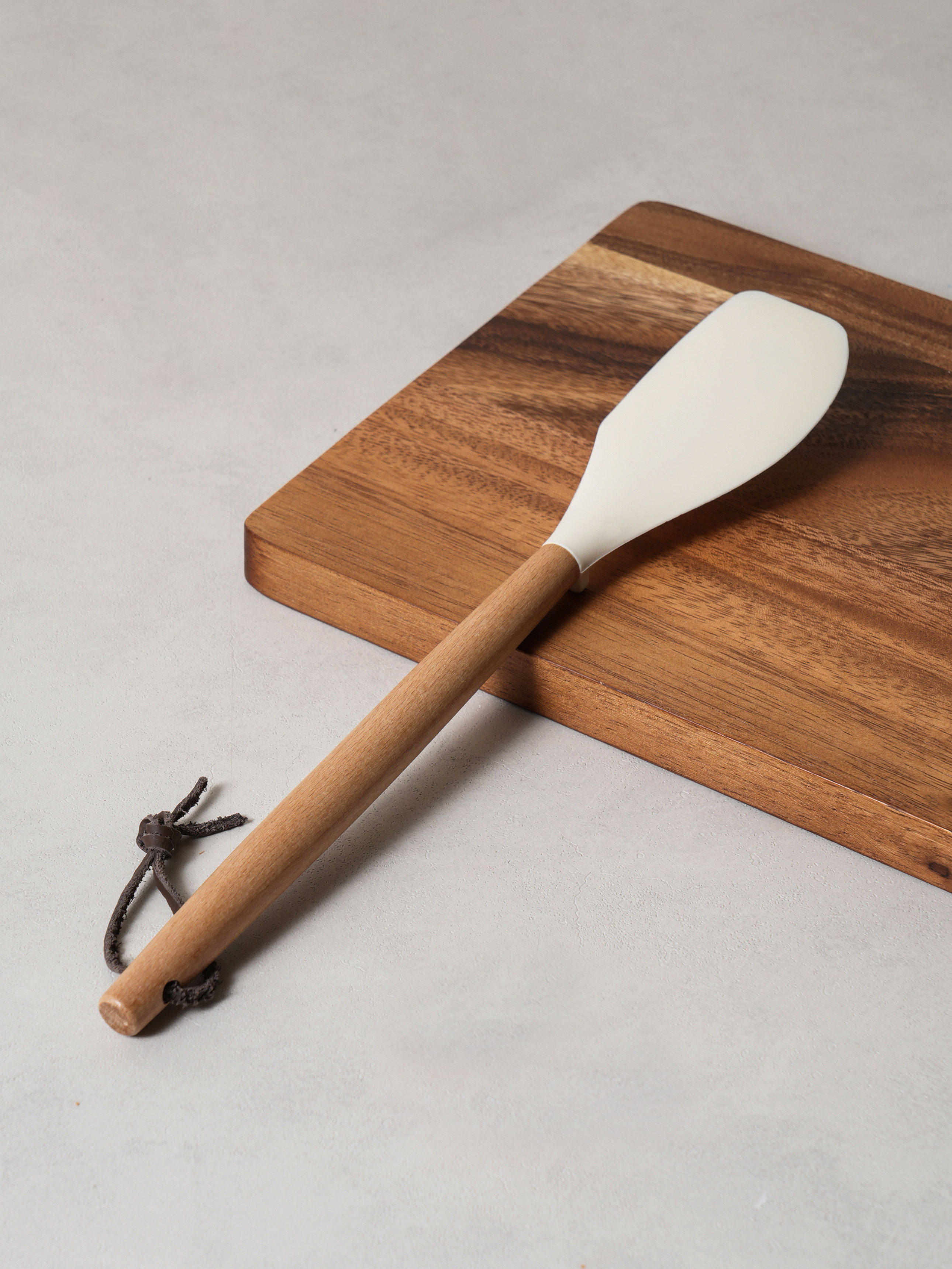 Wood handle silicone spatula 29.5 cm