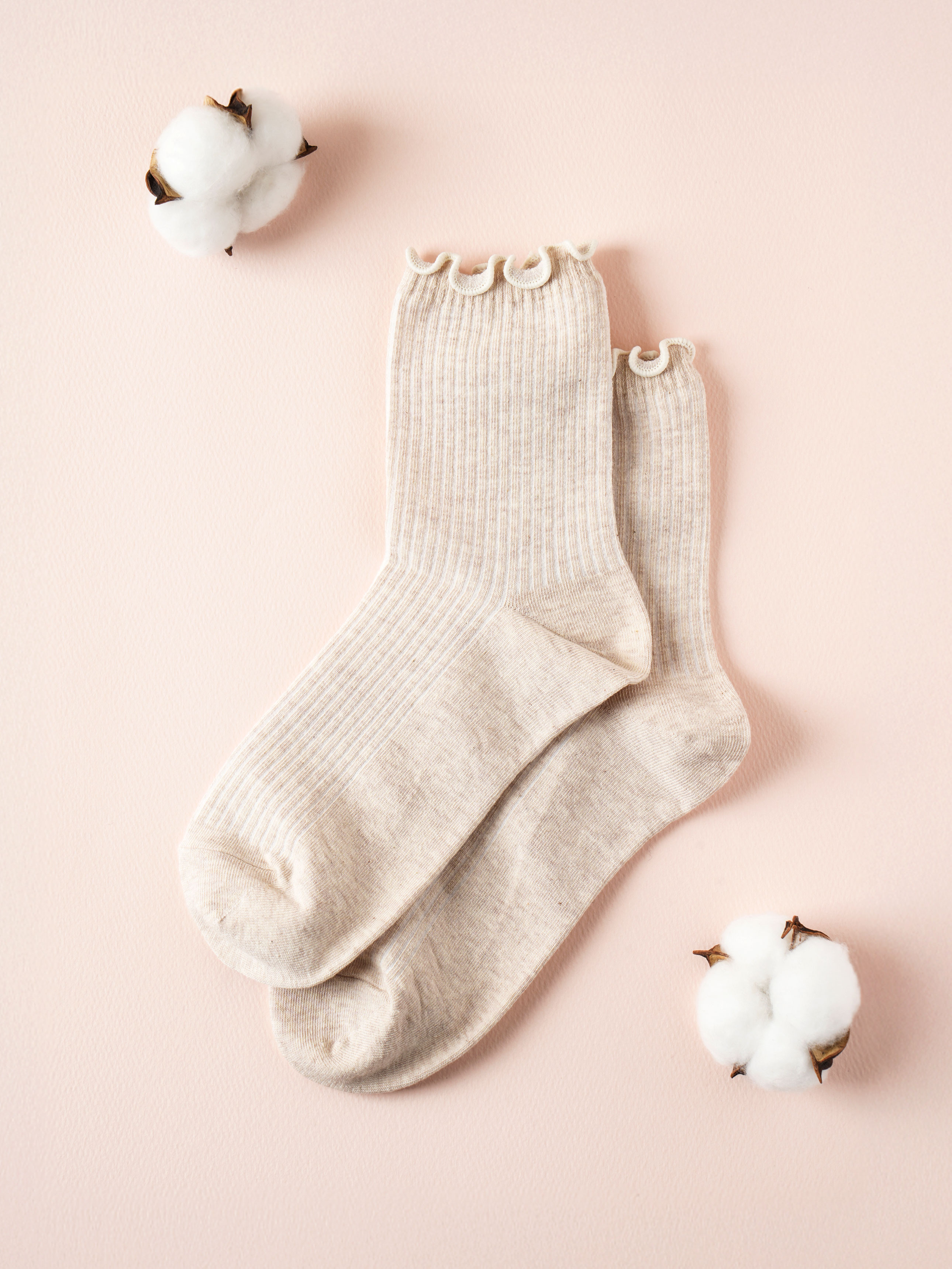 Kikiya Socks Women's Lace Ribbed Socks Beige
