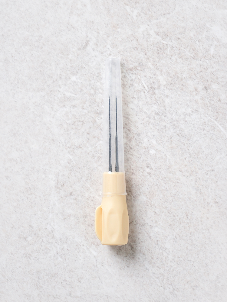 Needle holder for wool felting