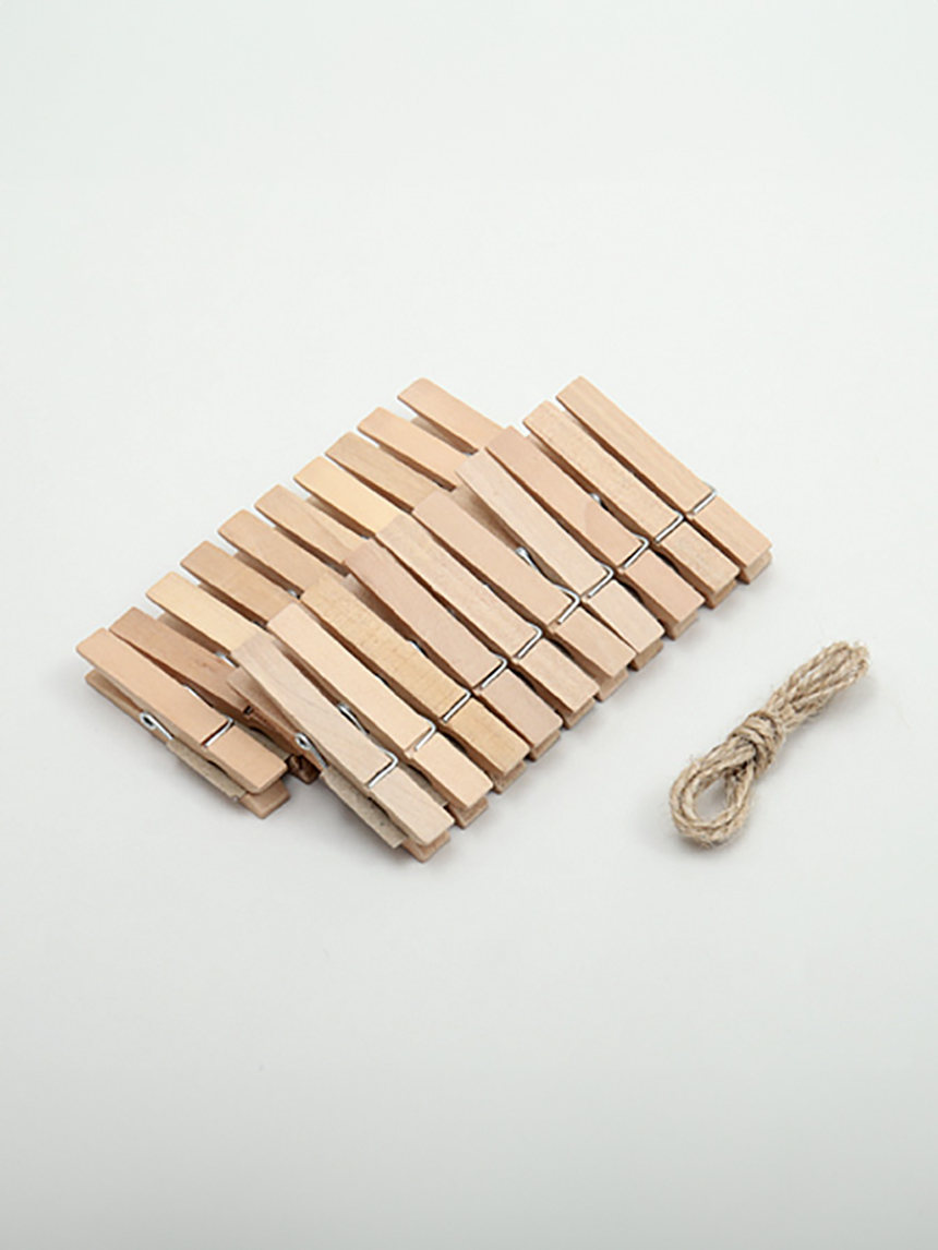 20 basic wooden tongs