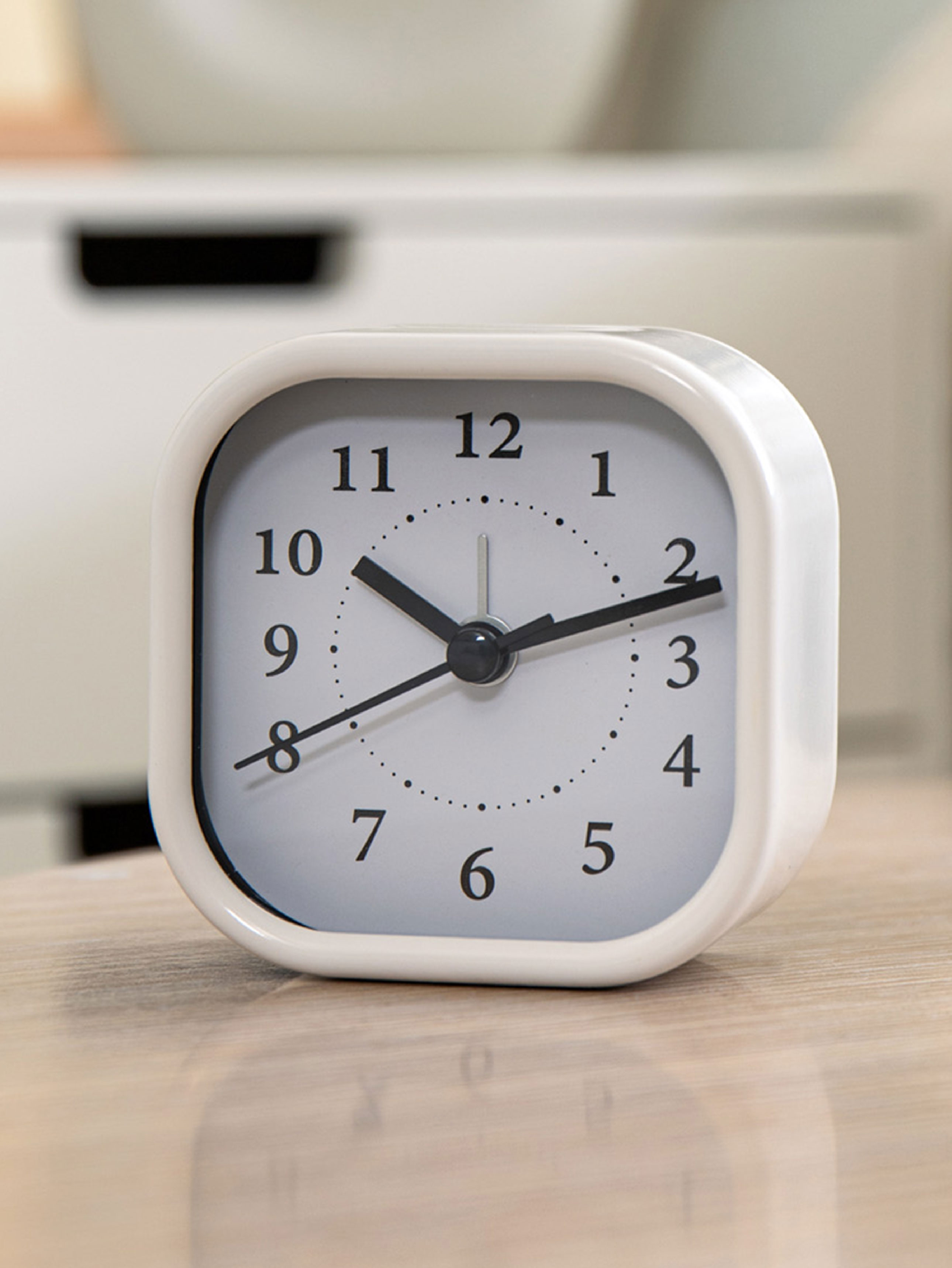 Mini square table clock