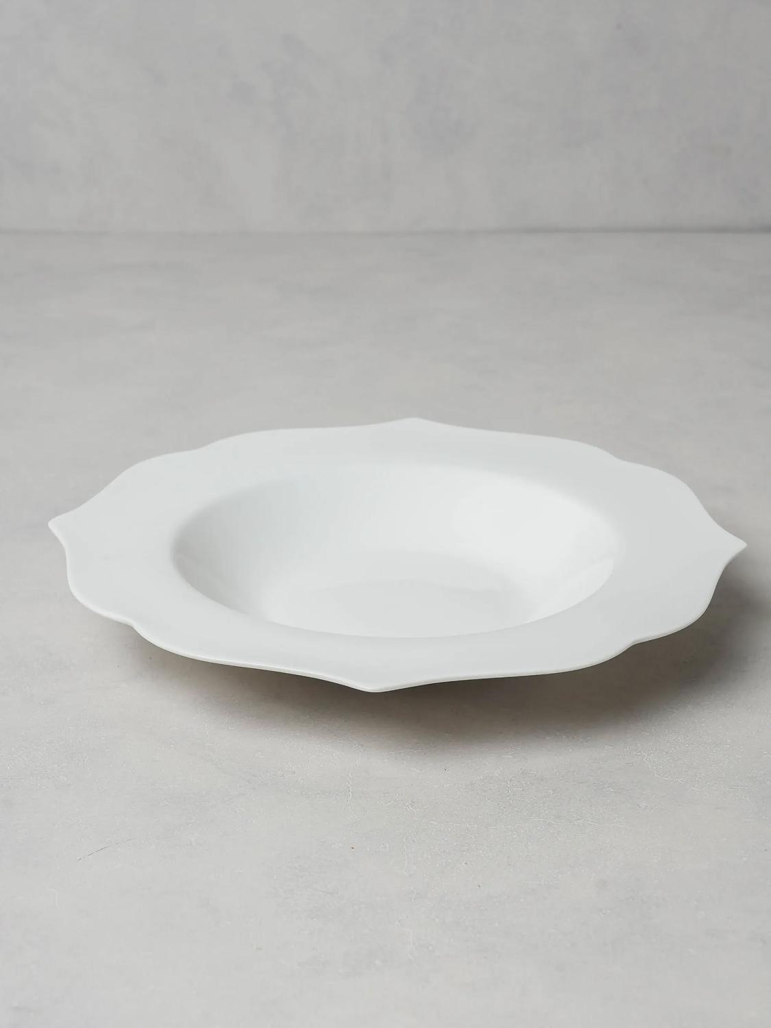 플라워 실루엣 접시 23.5 cm