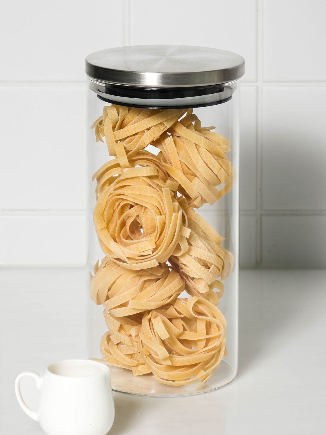 Heat-resistant glass storage container with stainless steel lid 1.35 L