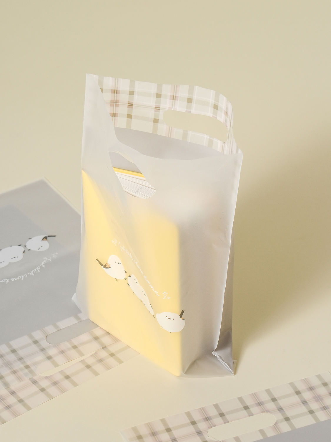 Amifa Shimaenaga translucent handle packaging bags (4 pieces)