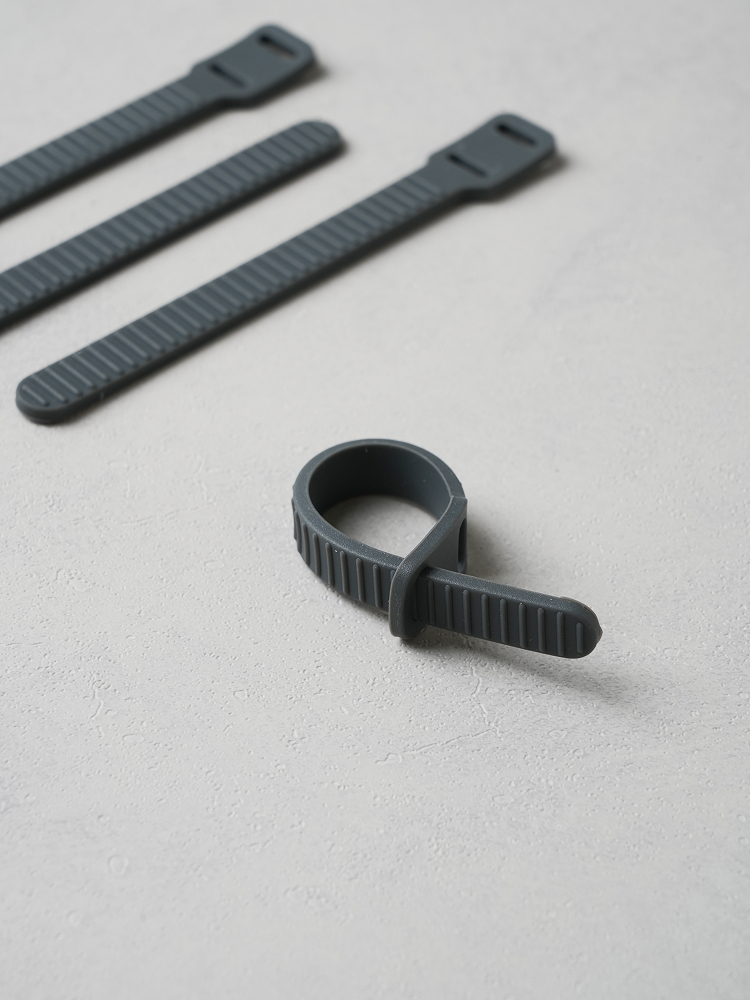 Attachable silicone wire management band (4 pieces) dark gray