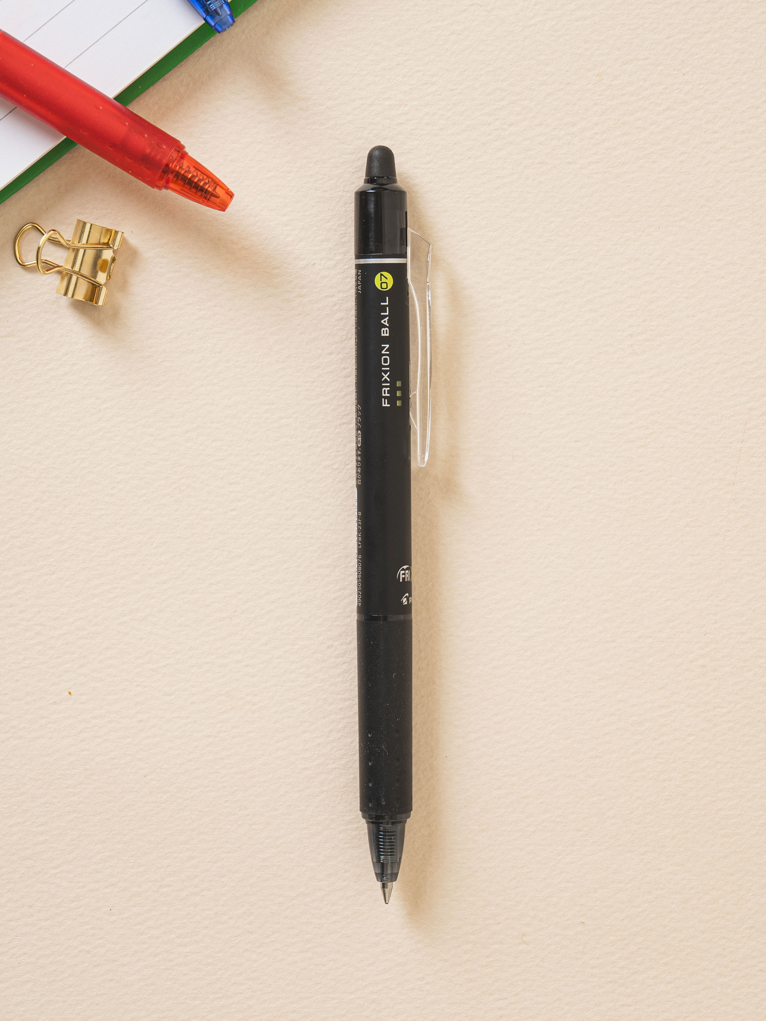 Pilot erasable ballpoint pen friction ball knock 0.7 mm black