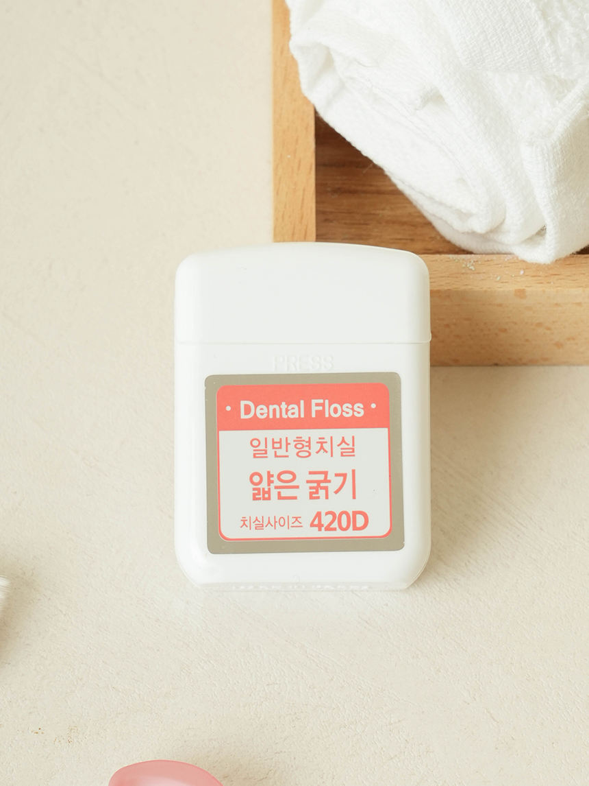 Regular dental floss thin thread 50m