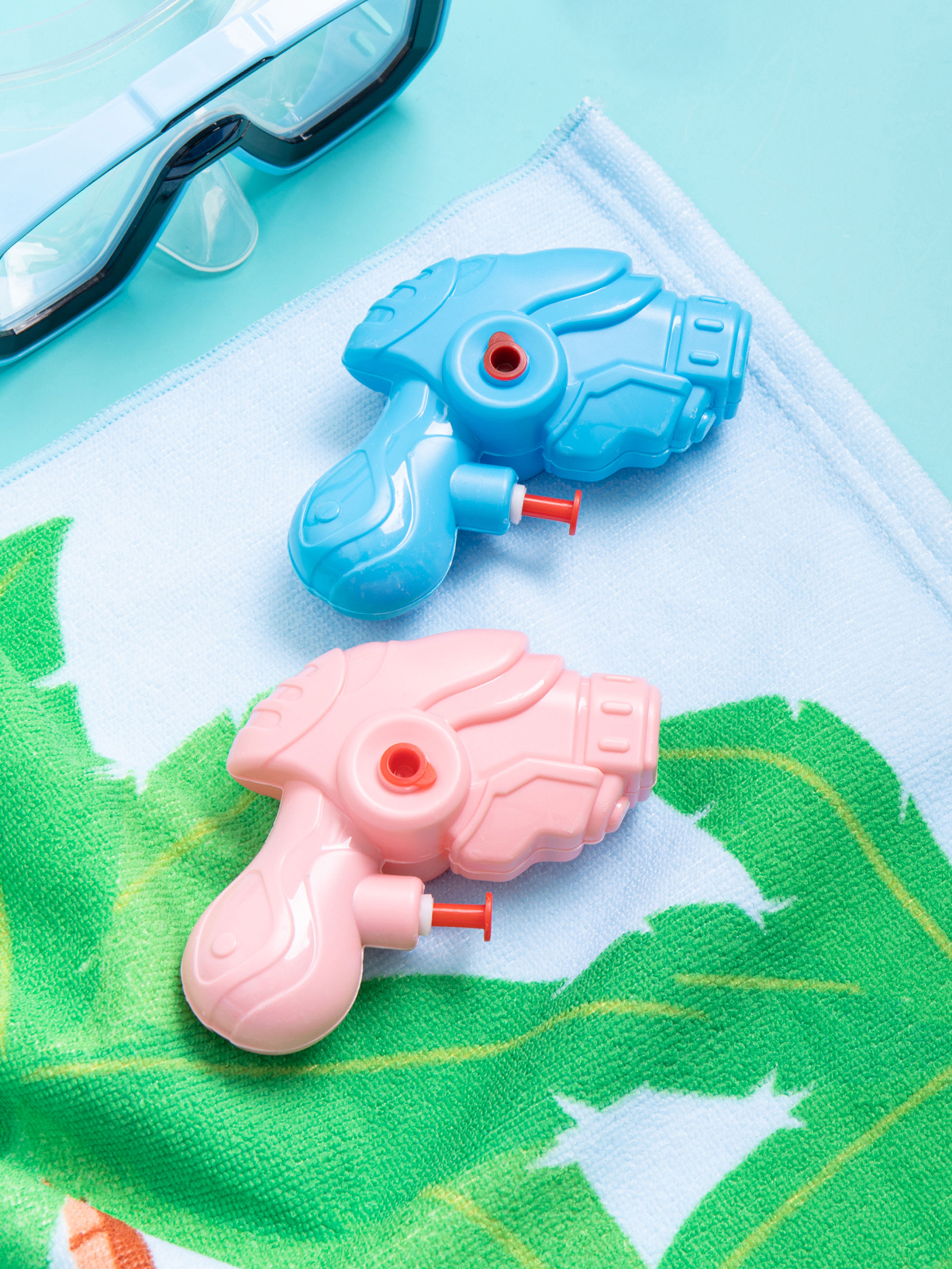 2 squad water guns