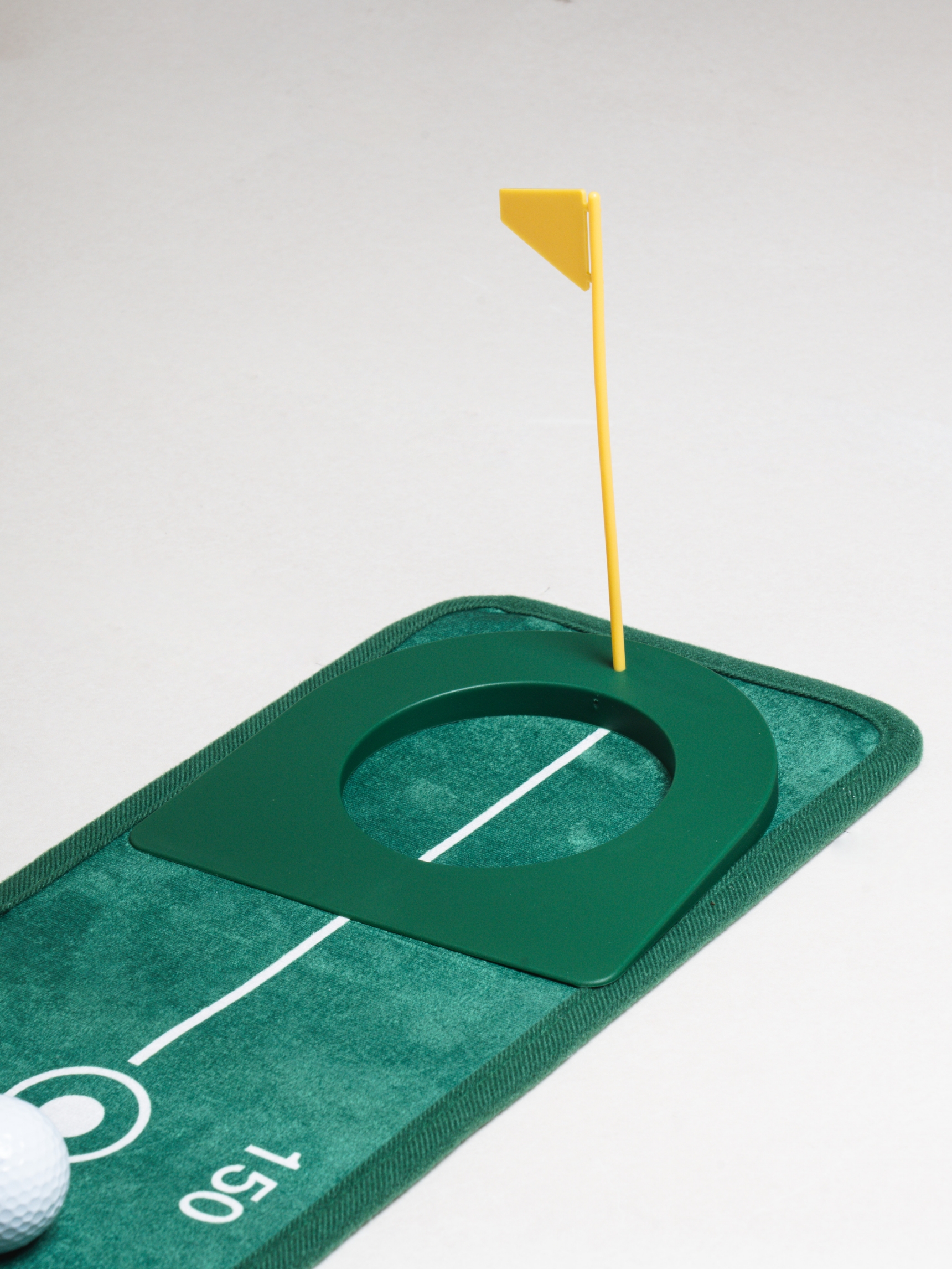 golf putting hole cup