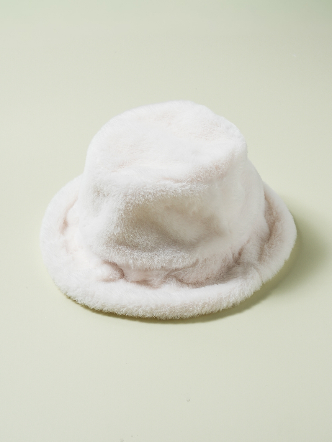 Soft fur bucket hat ivory