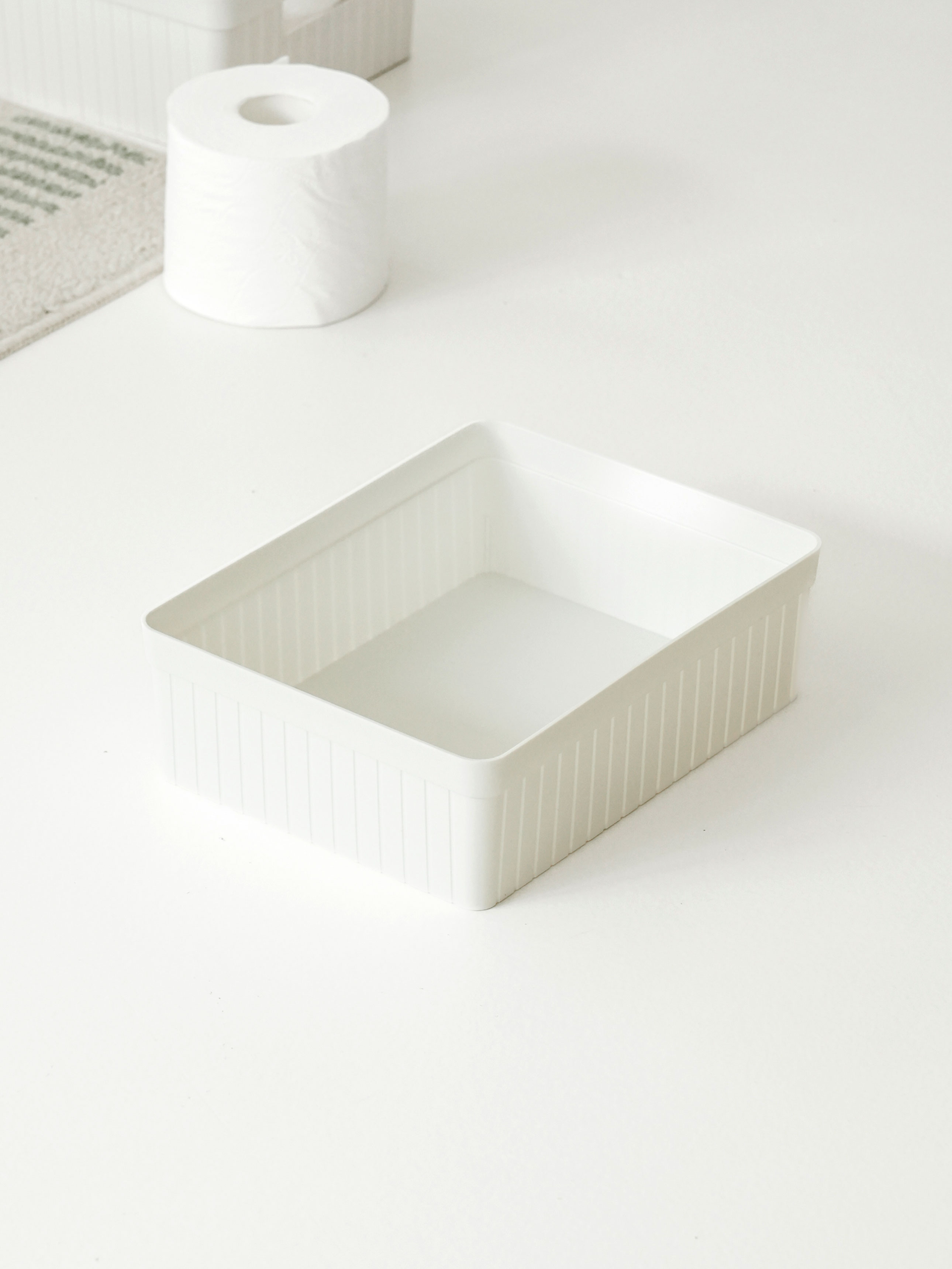 Briggs Multi Basket No. 2 White