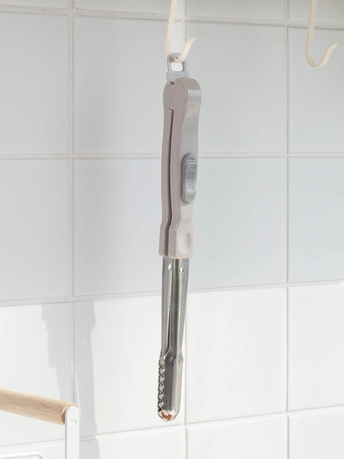 auto alligator tongs