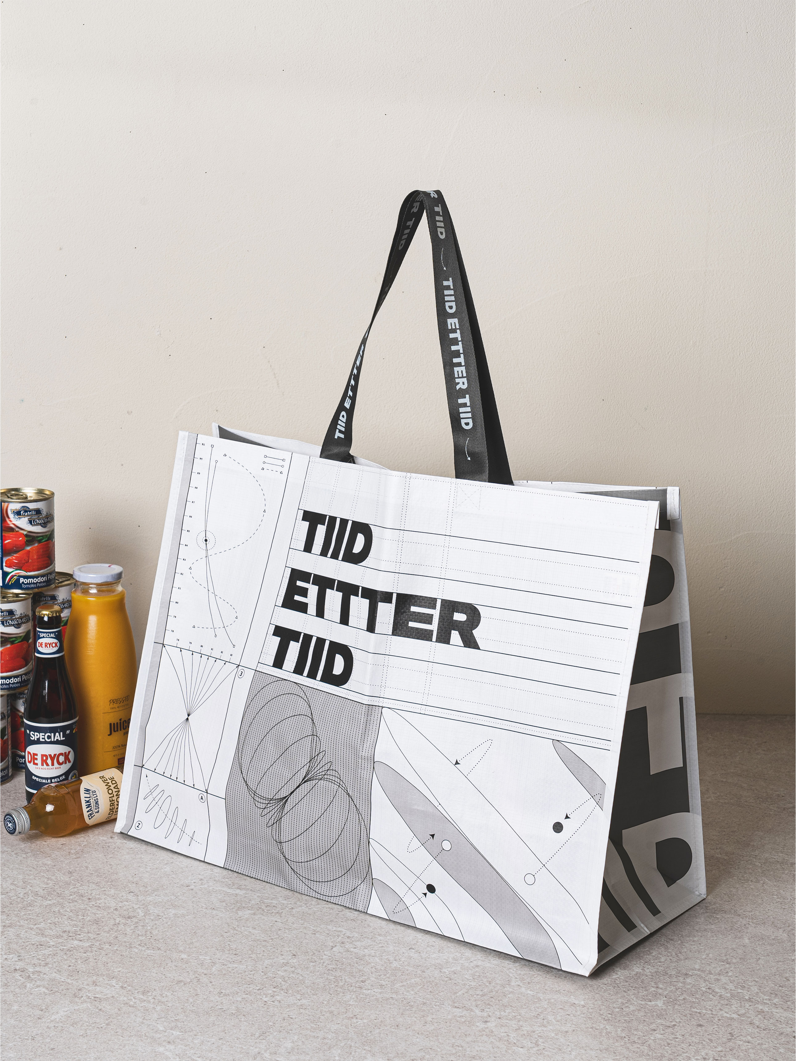 Handle design geometric tarpaulin bag