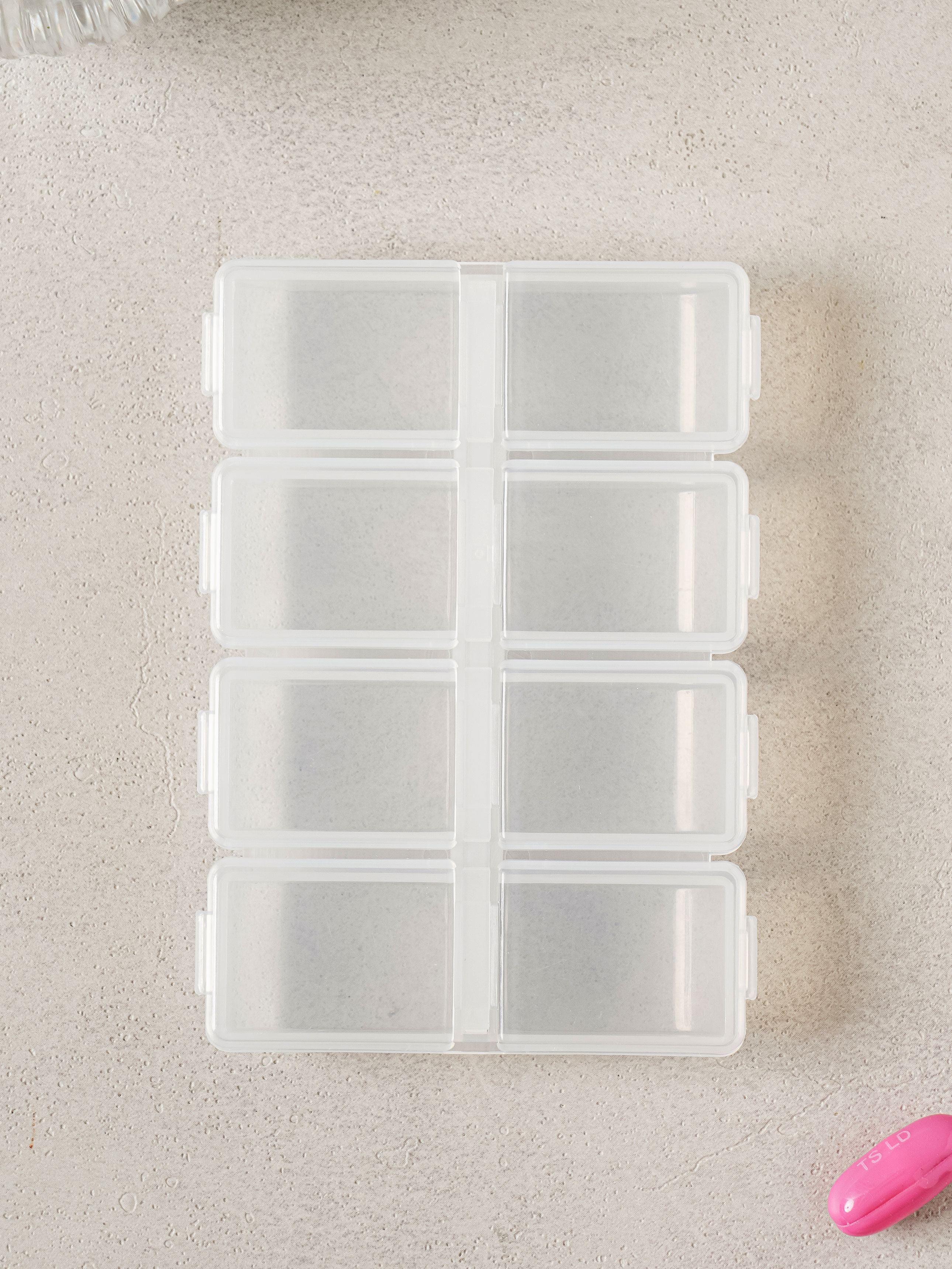 8-compartment pill case made in Japan