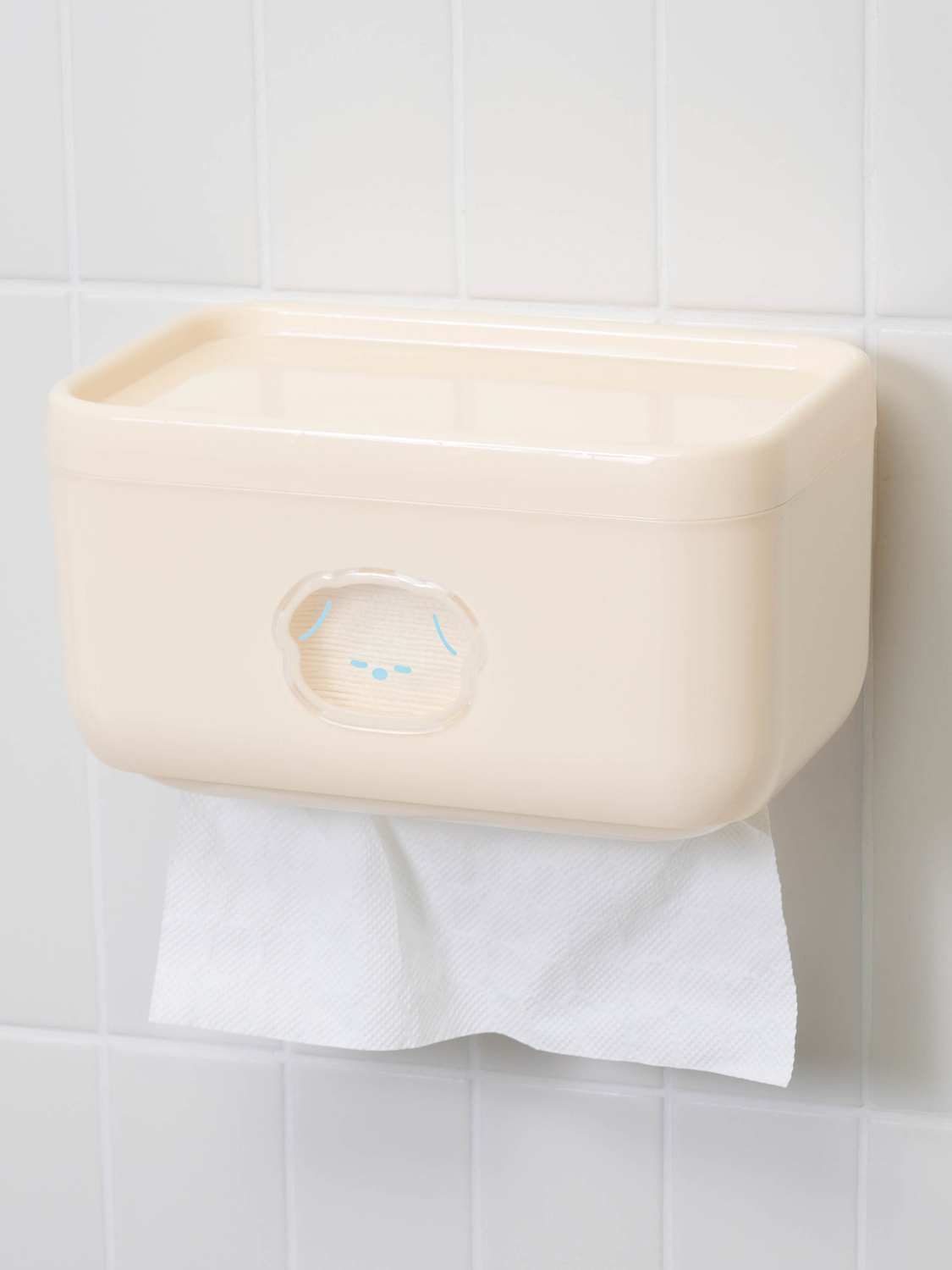 Clumpy adhesive tissue case