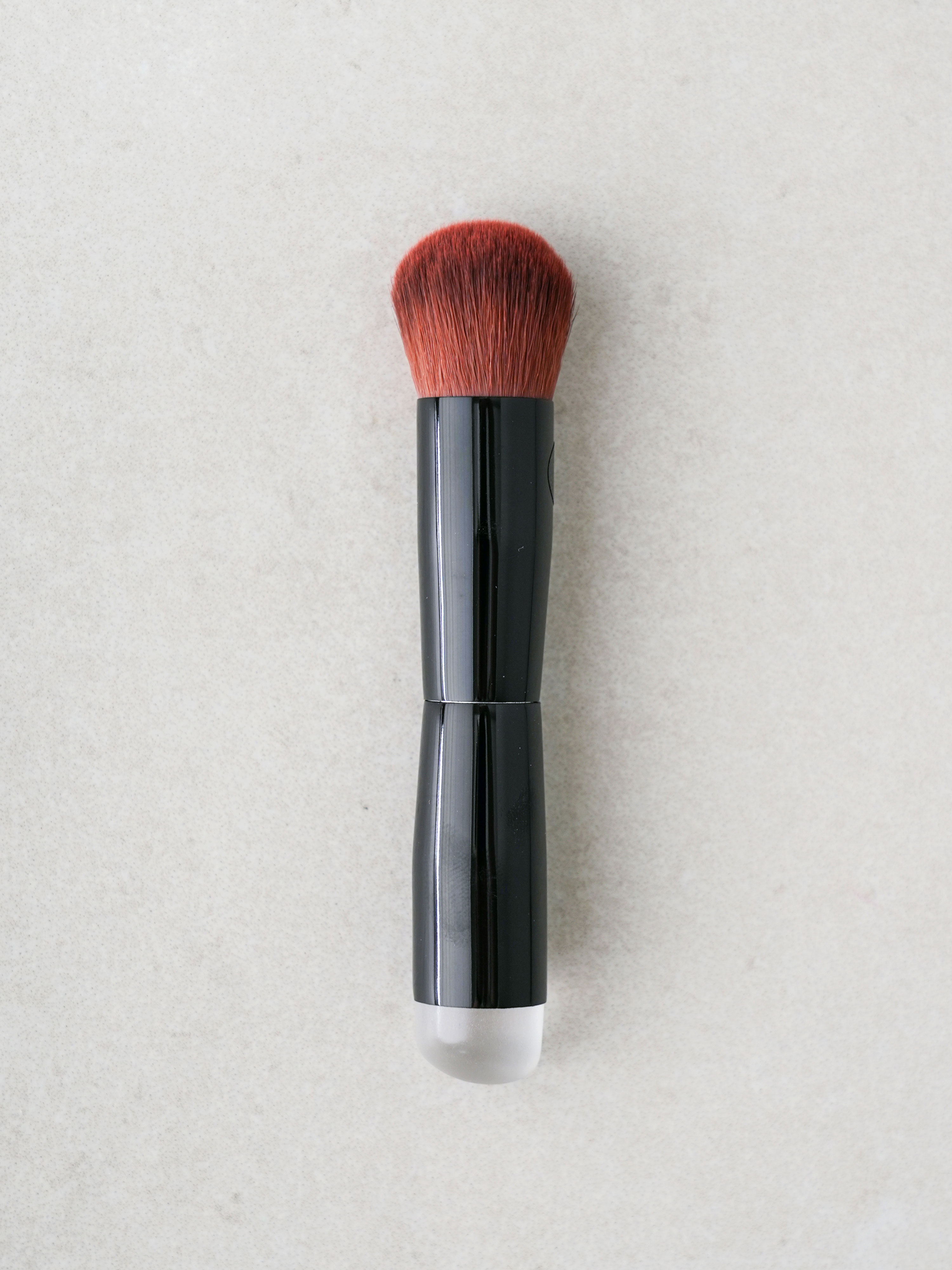 Soft tip lip and cheek multi brush