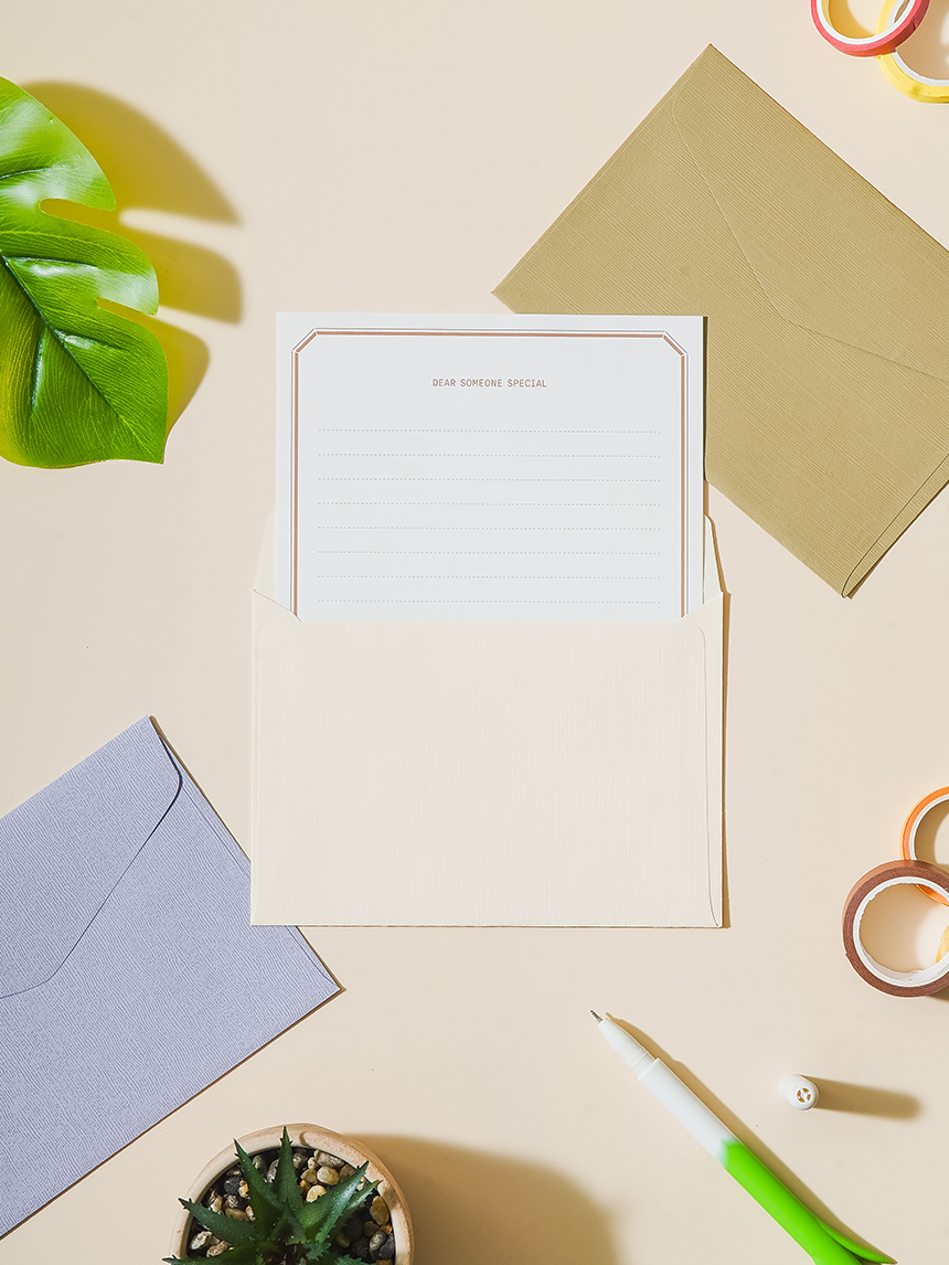 color stationery set yellow