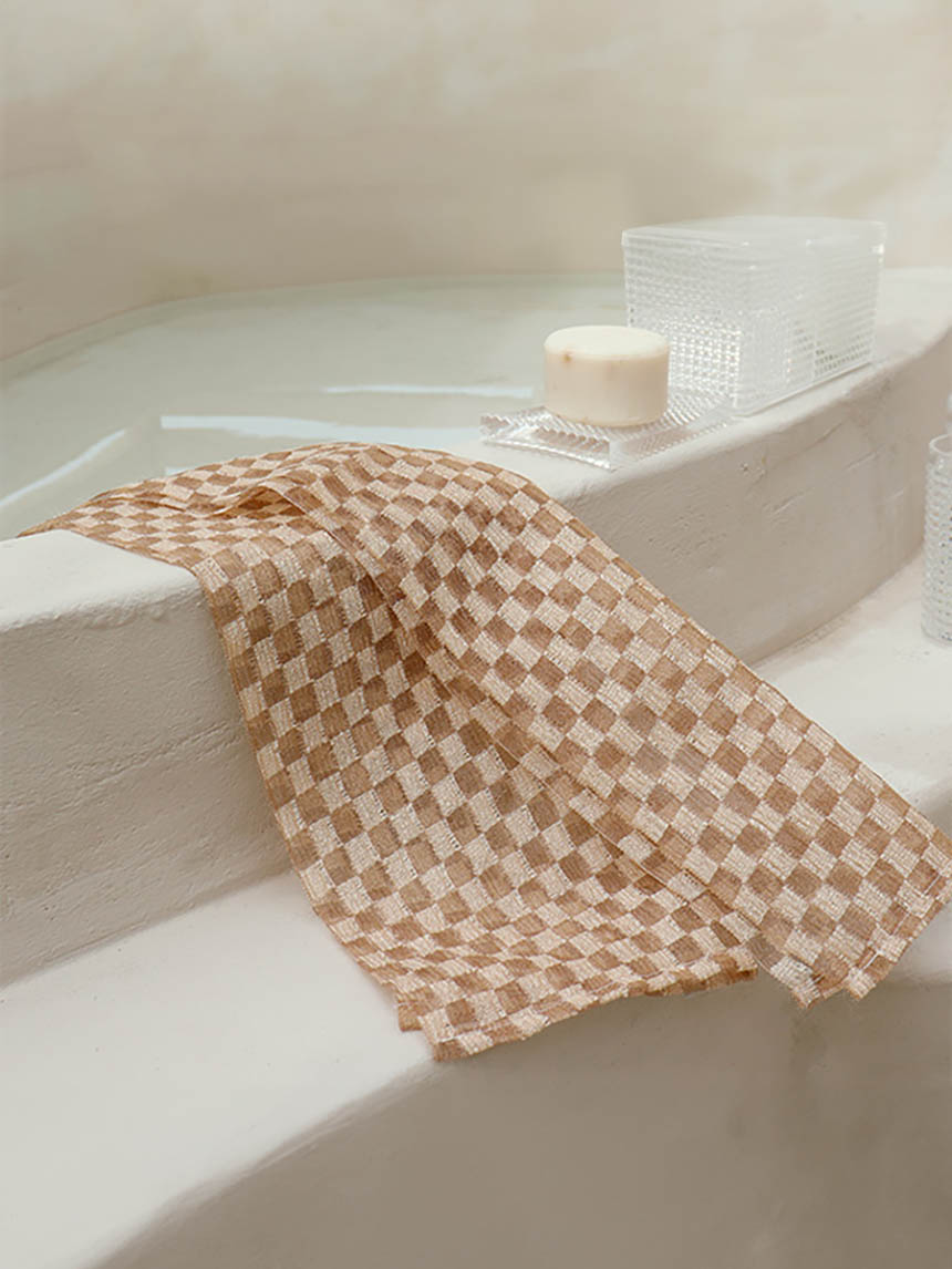 Checkered shower towel 29