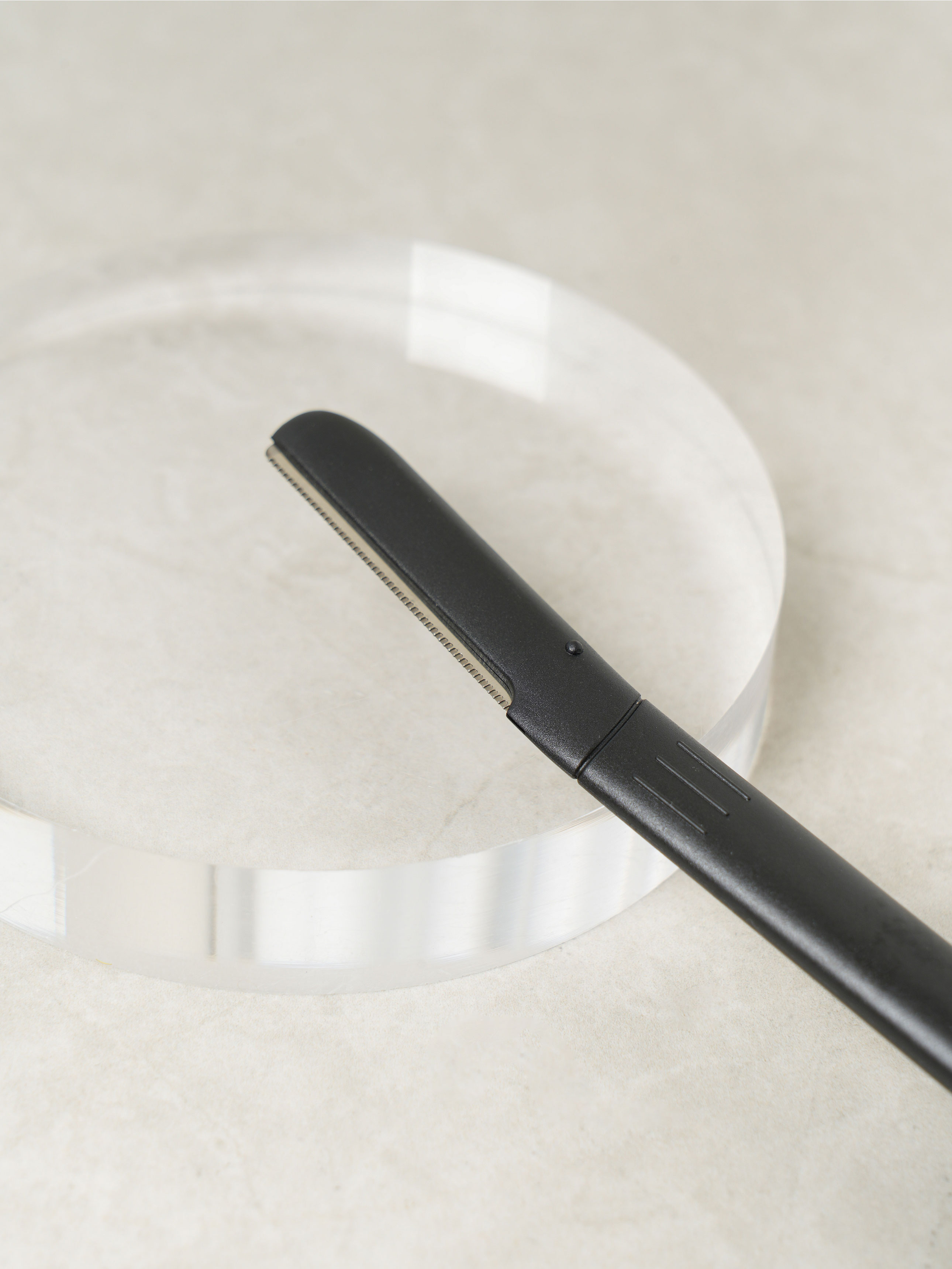 Straight eyebrow knife, large size 3p