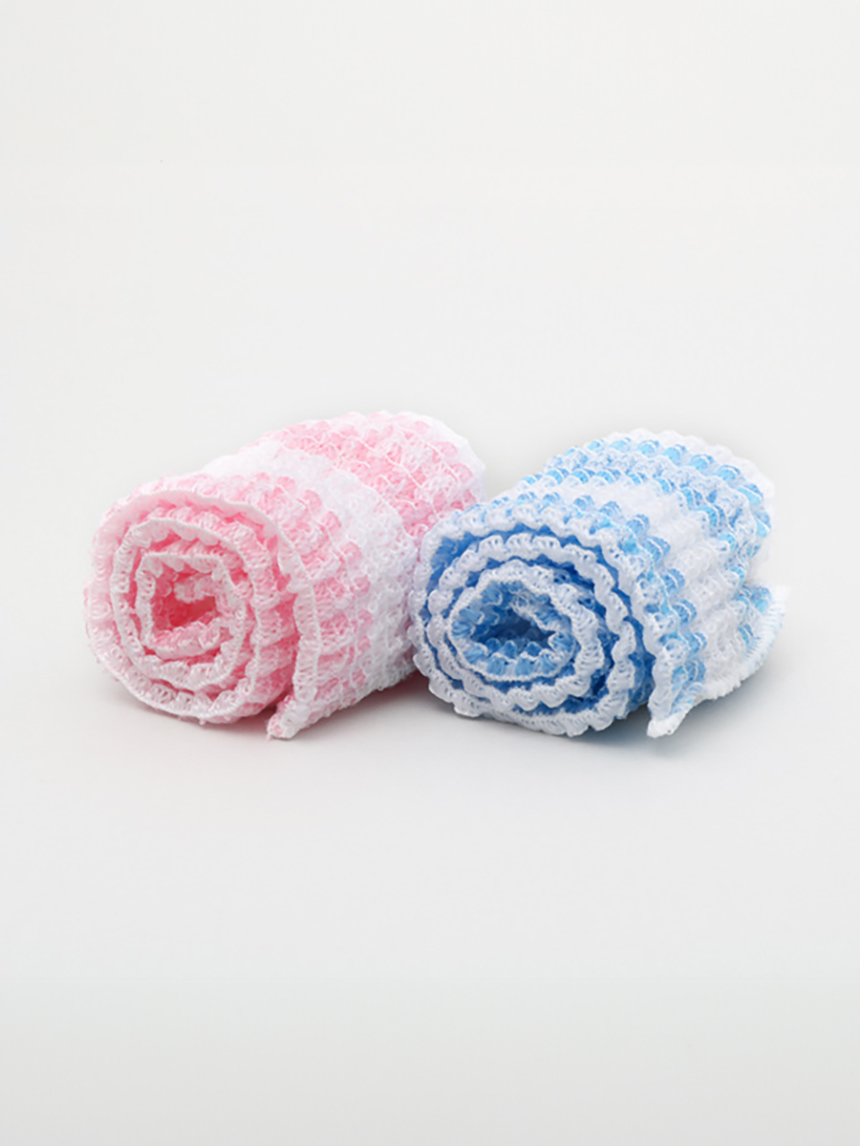Stretchy soft shower towel