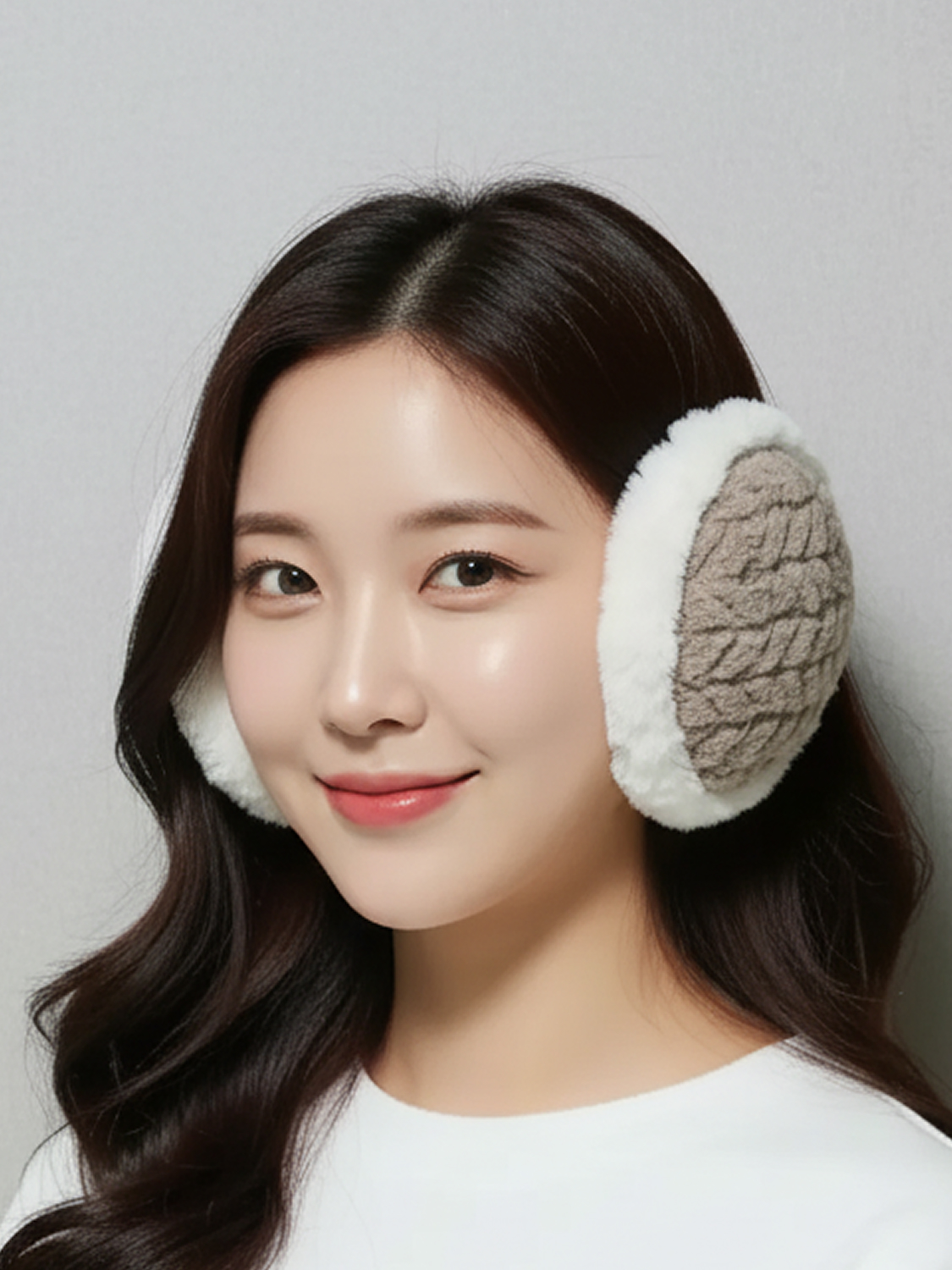 Pattern fur folding earmuffs brown