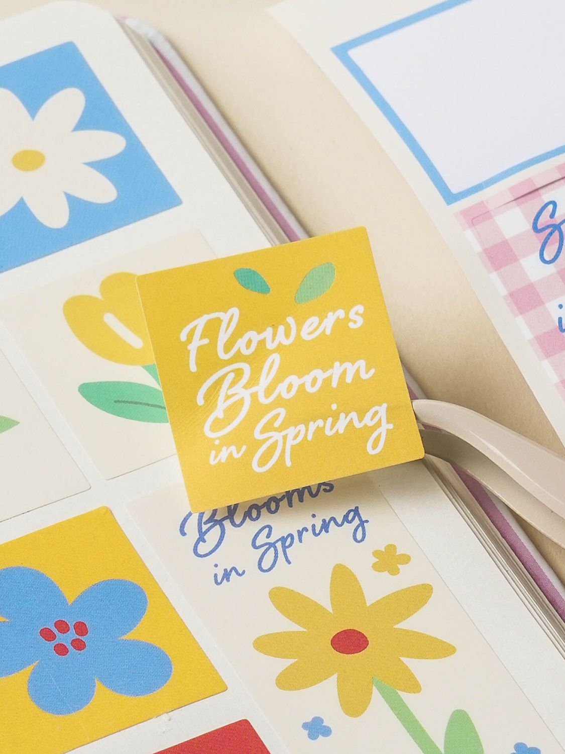 4 spring flower background stickers