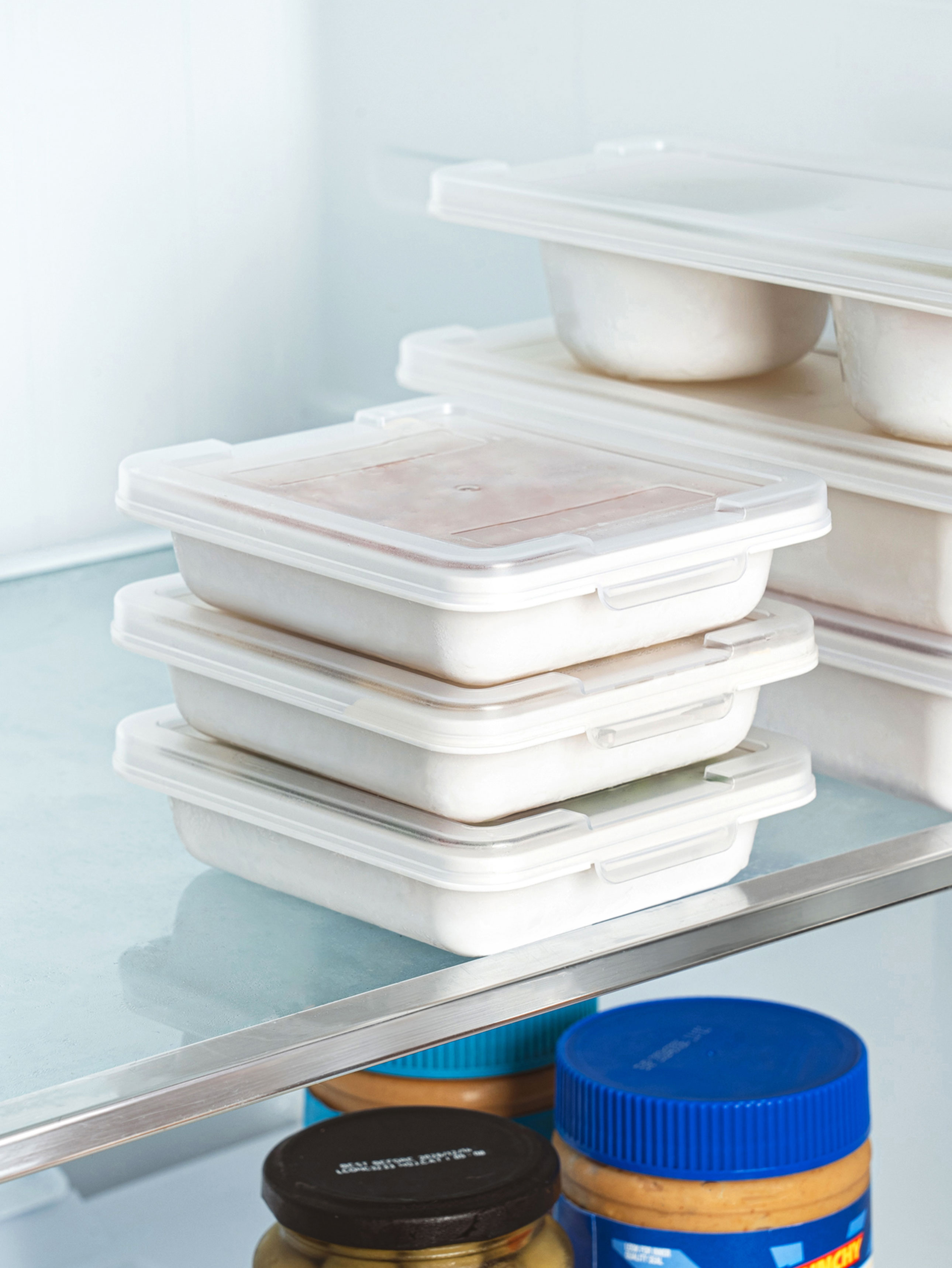 Japanese-made multi-purpose rectangular portioning container 180 ml
