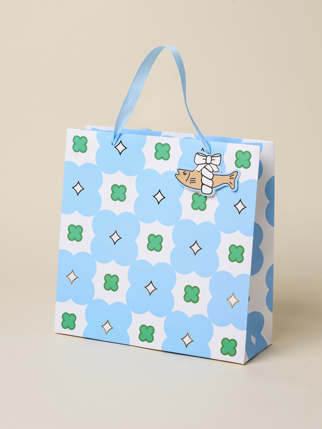 Lucky gold leaf shopping bag