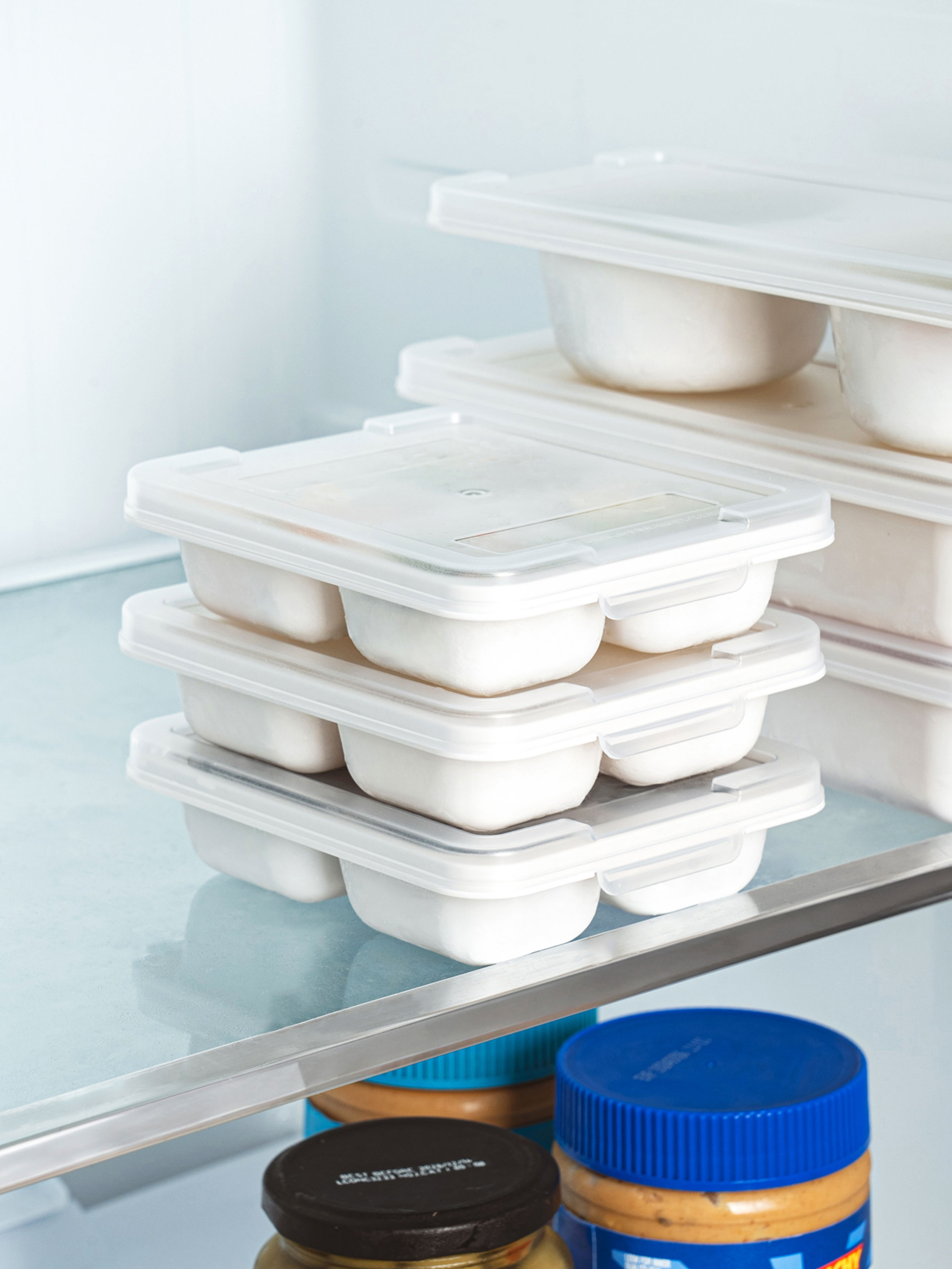 Japanese-made multi-purpose rectangular portioning container 30 ml