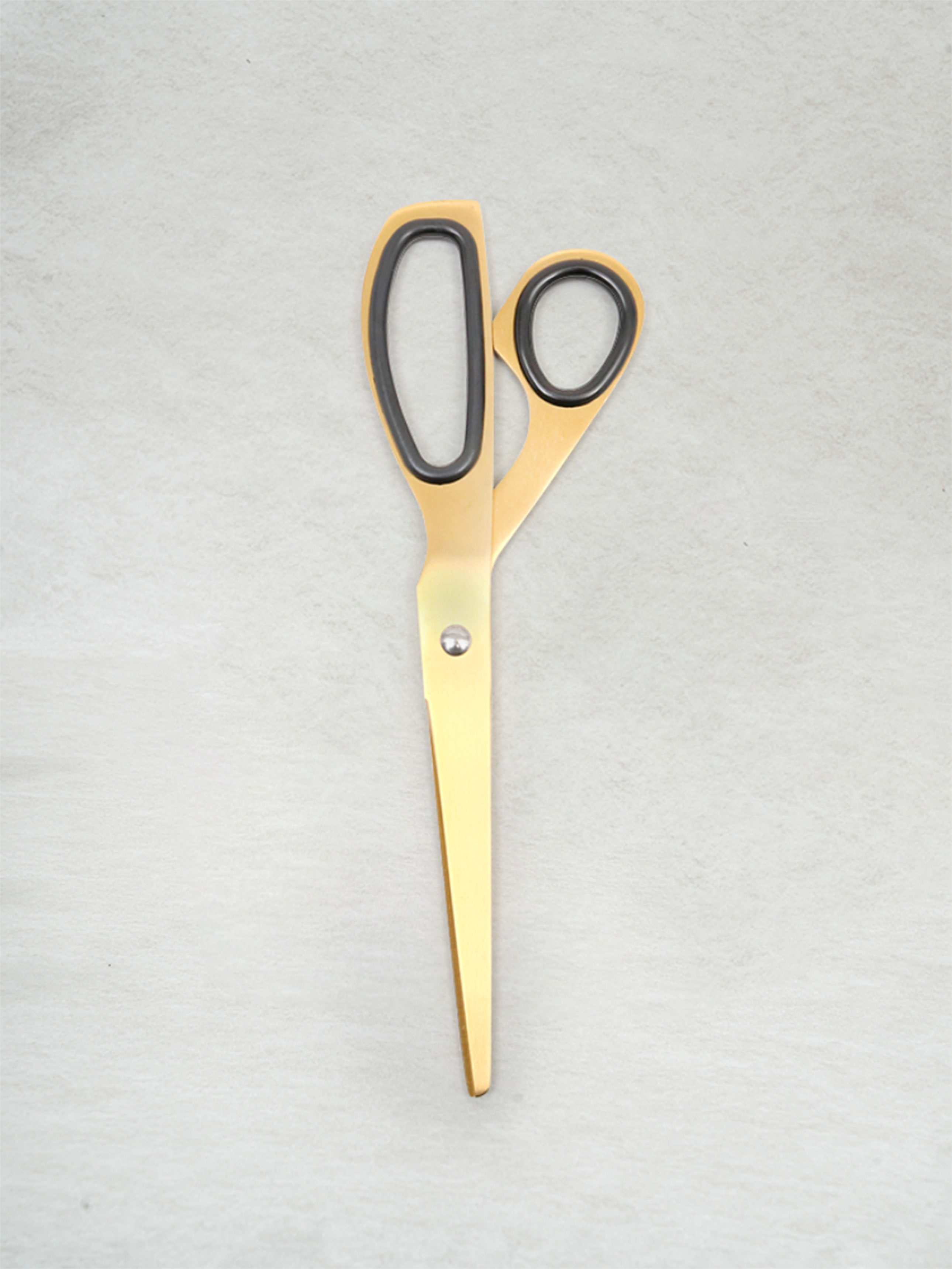 Titanium coated scissors 20 cm