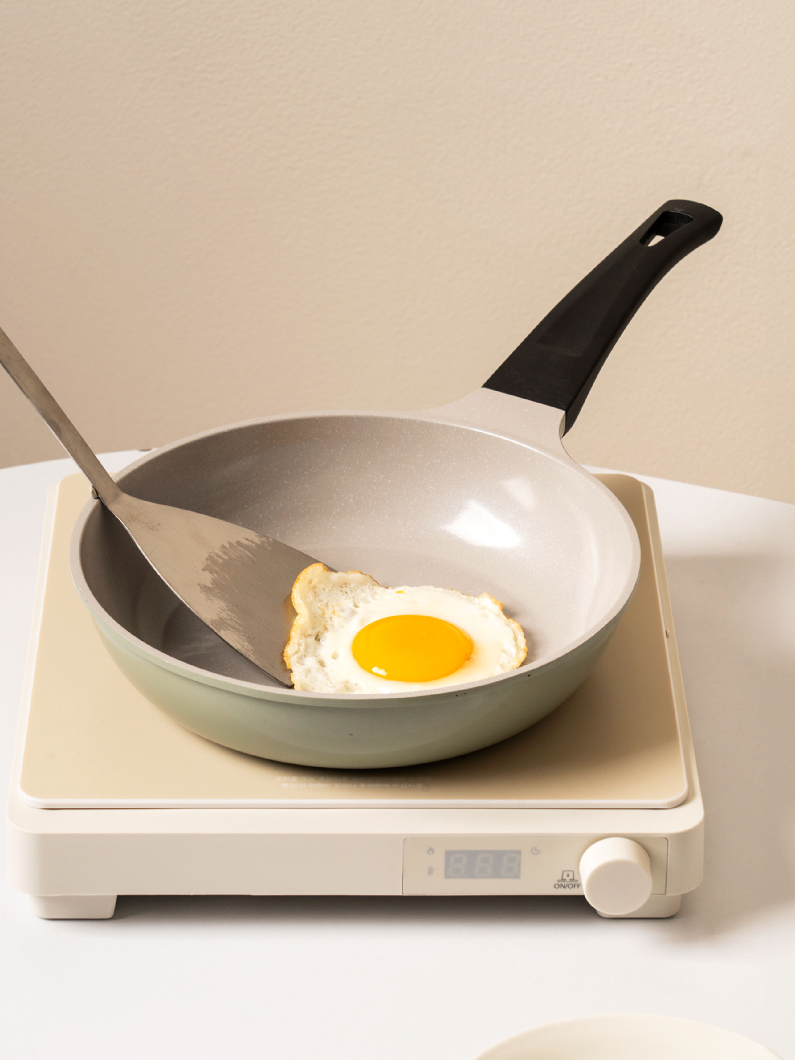 Ceramic coating induction frying pan 22 cm