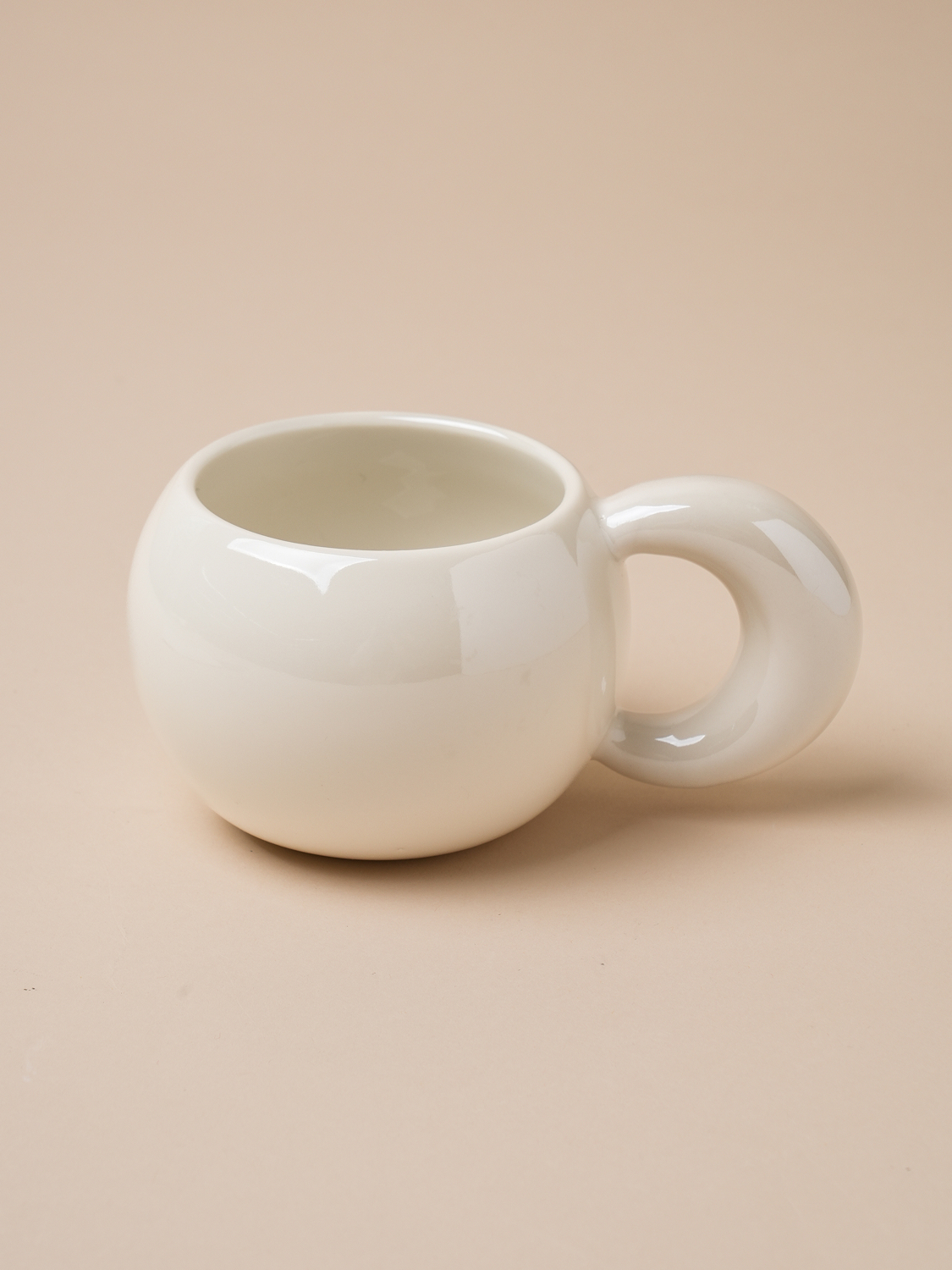 Pearl color plump mug 420 ml white