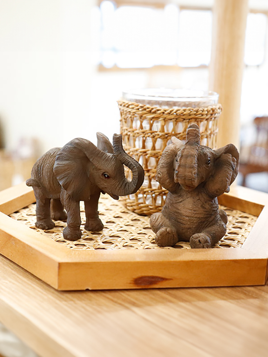 Elephant polyresin decoration