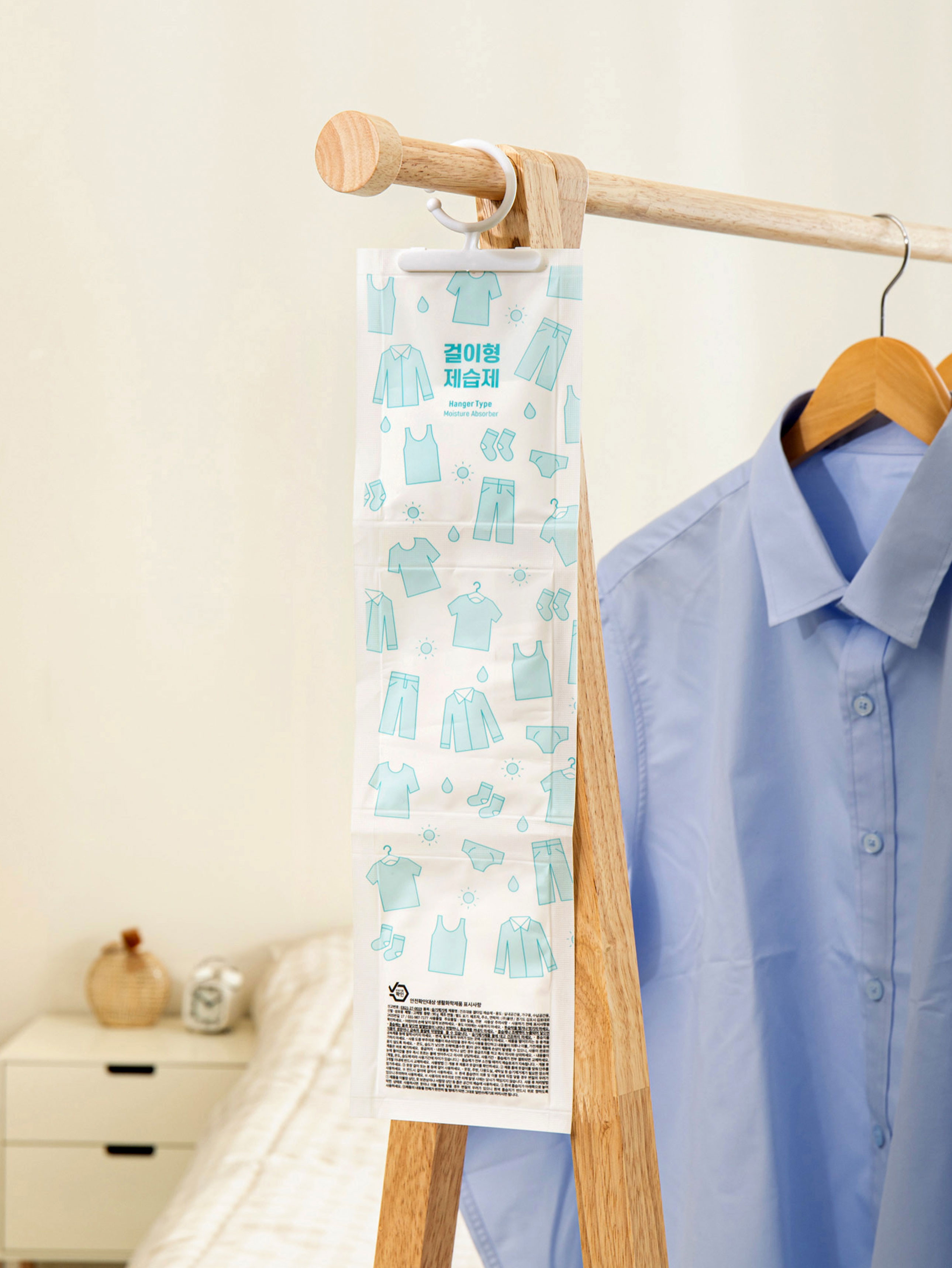 90 g of gel type dehumidifier for drying rack