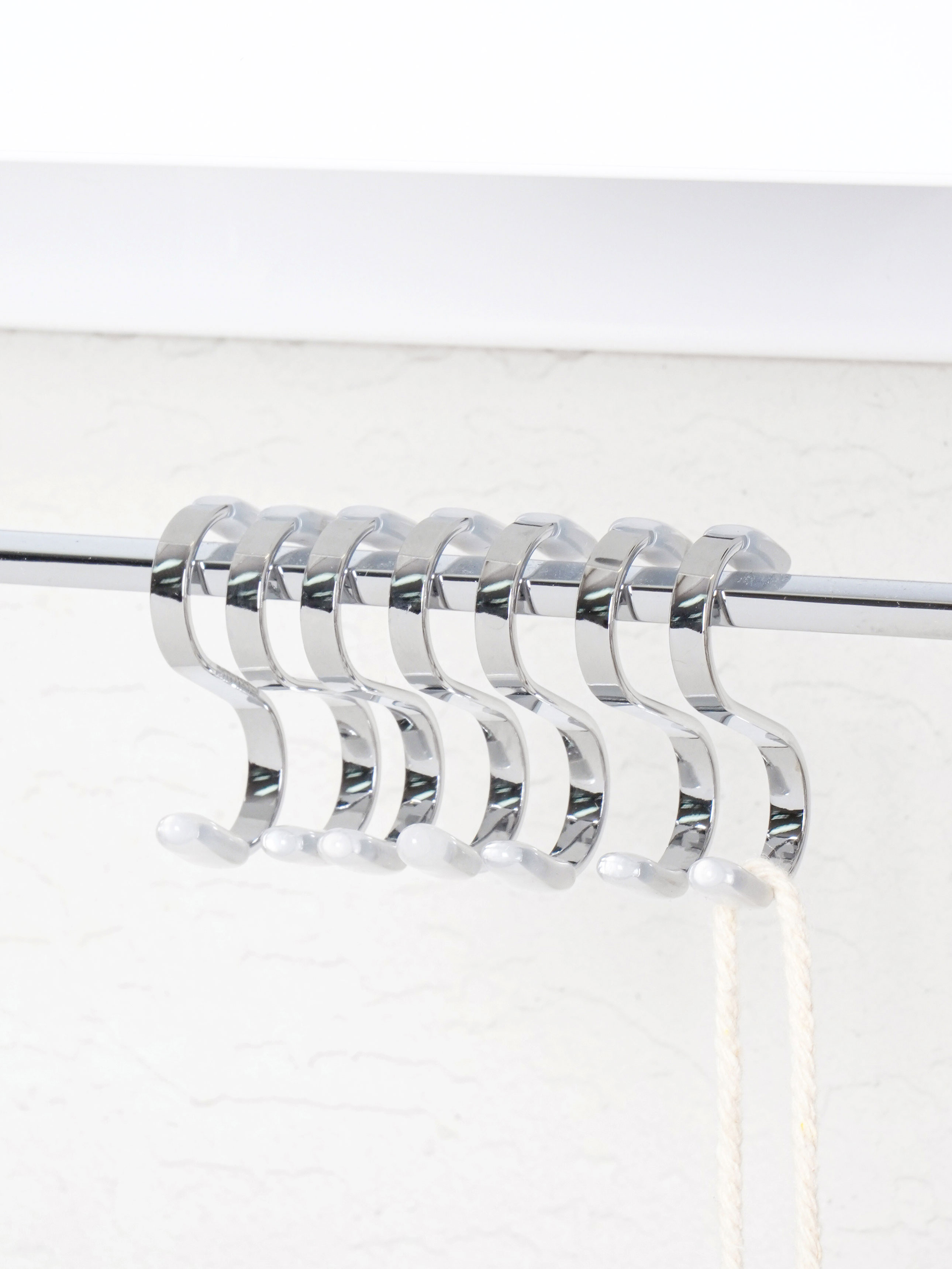 Flat S-shaped hook 4 cm, 7 pieces