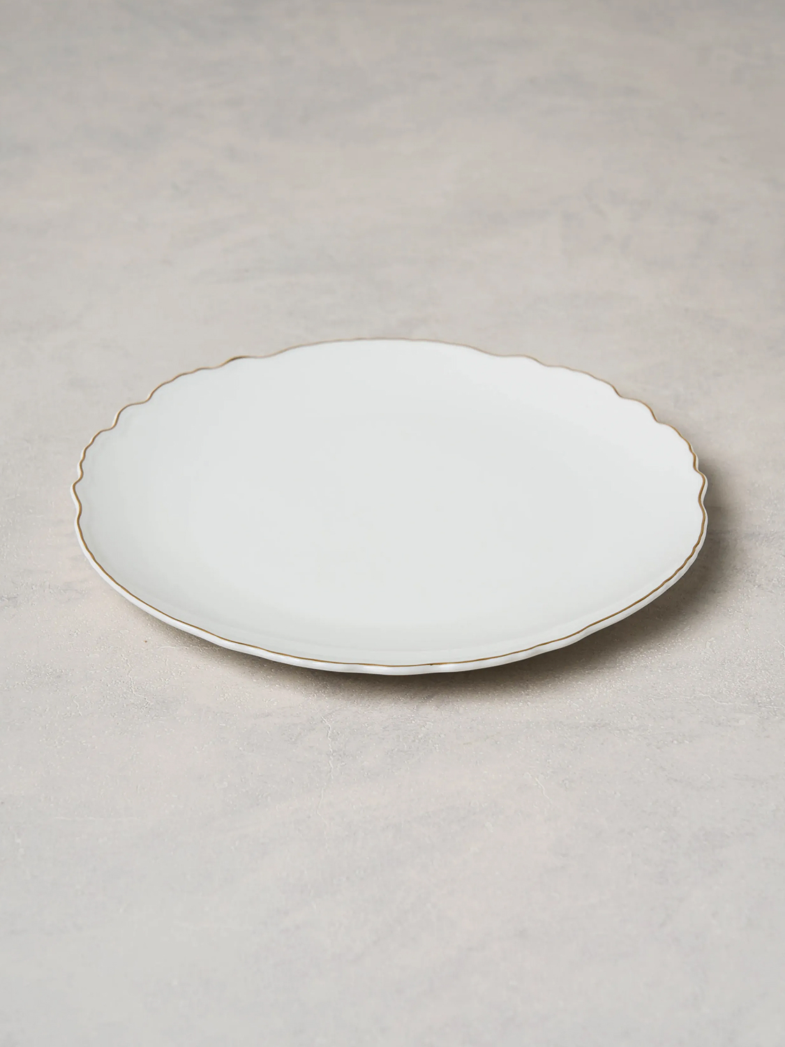 Flower grain gold plate 18.5 cm