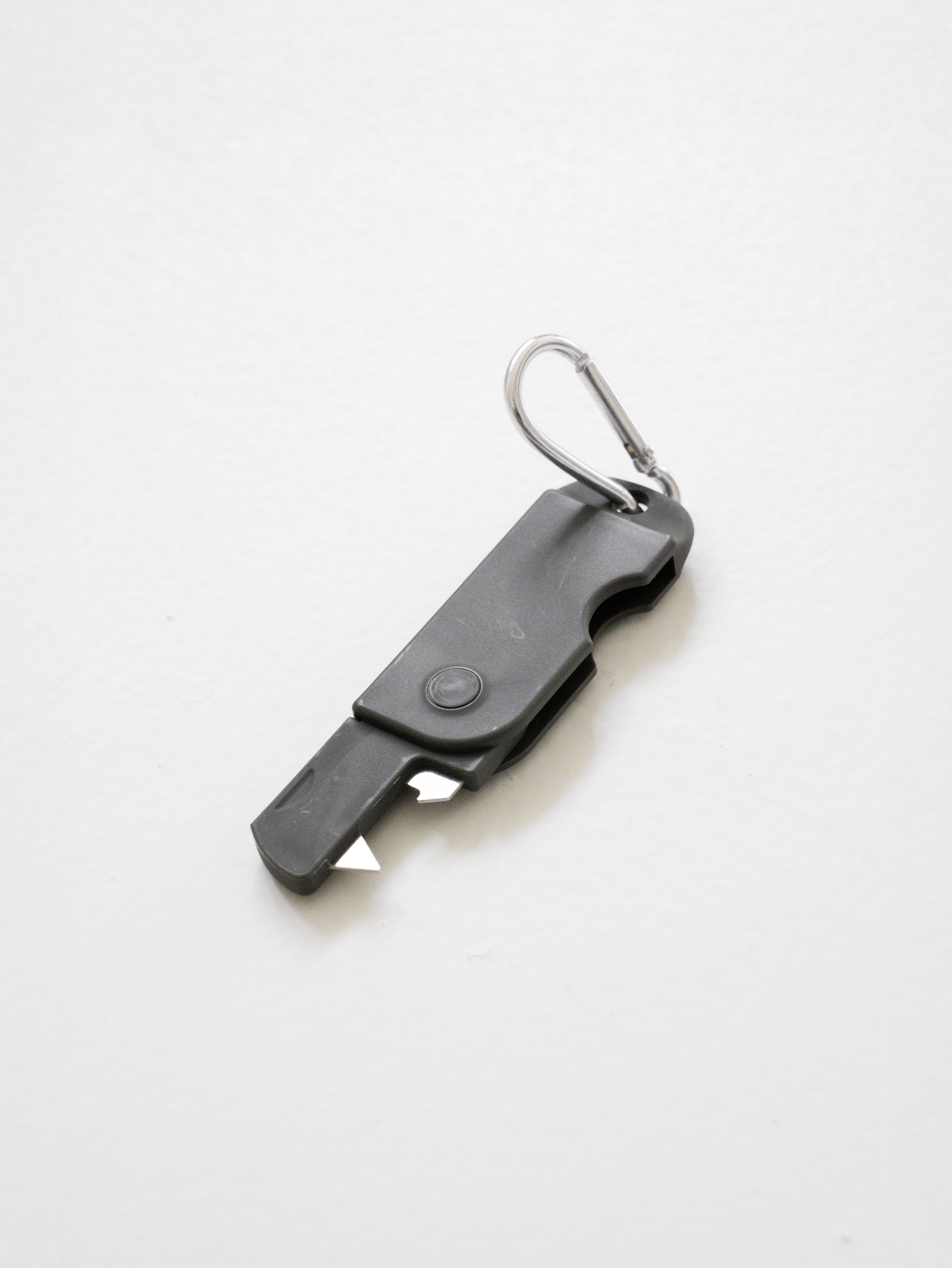 Foldable Degassing Carabiner Type