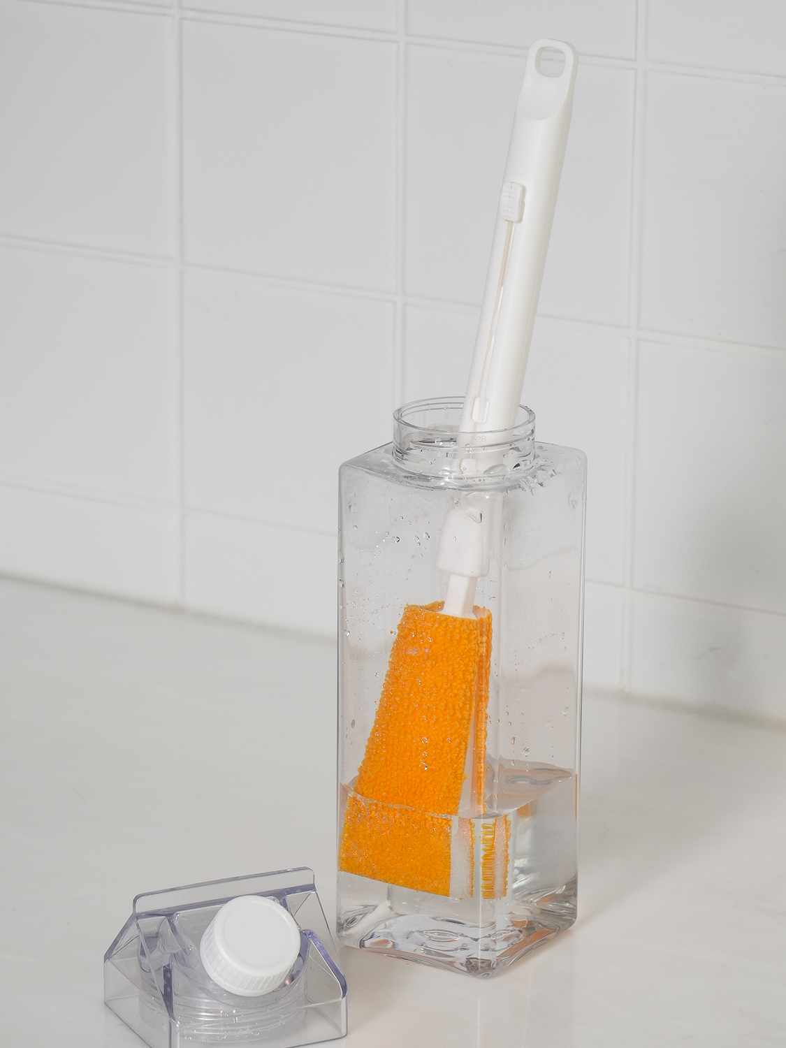Made in Japan telescopic hanging bottle brush 28 cm