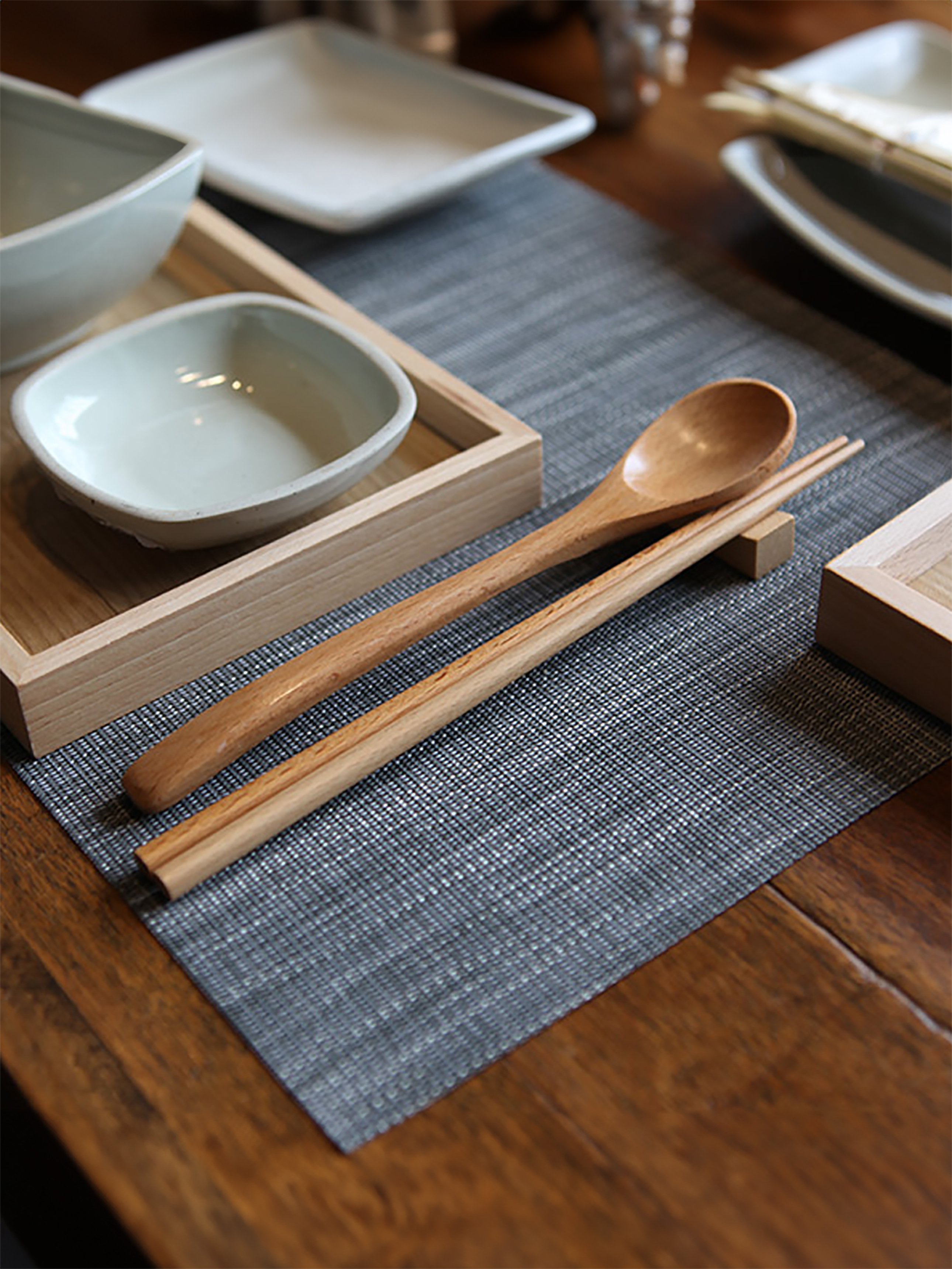 Beachwood spoon & saucer set