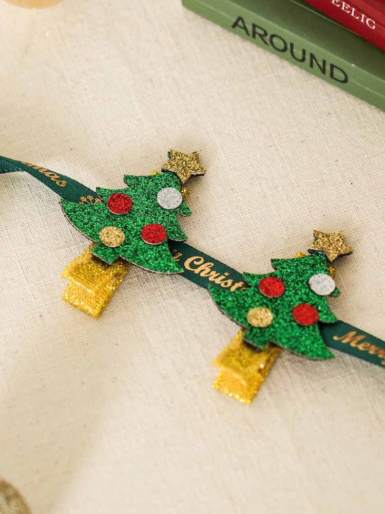 Christmas at home tree pins 2pcs